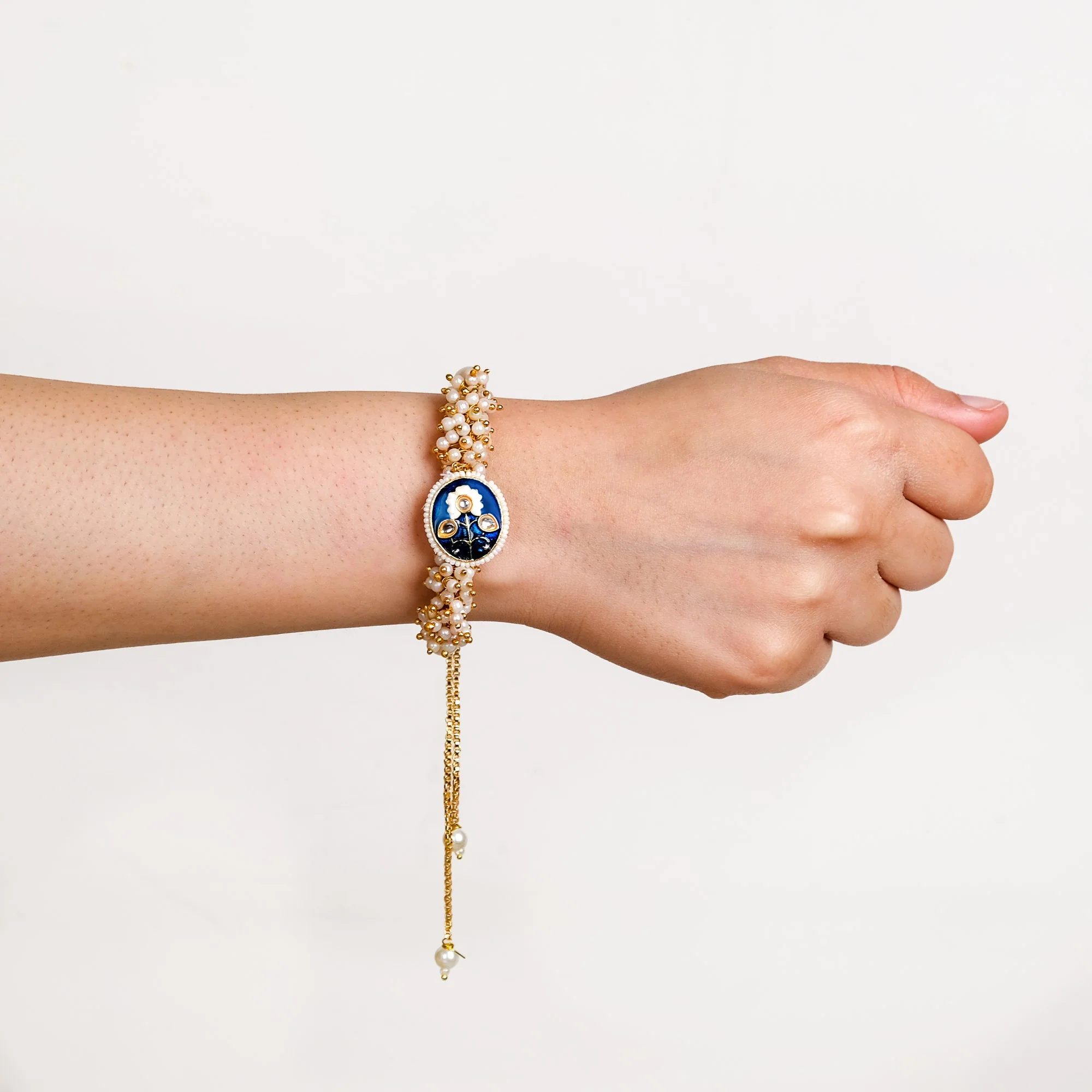 Pearls And Kundan Rakhi Gift Box - Image 4
