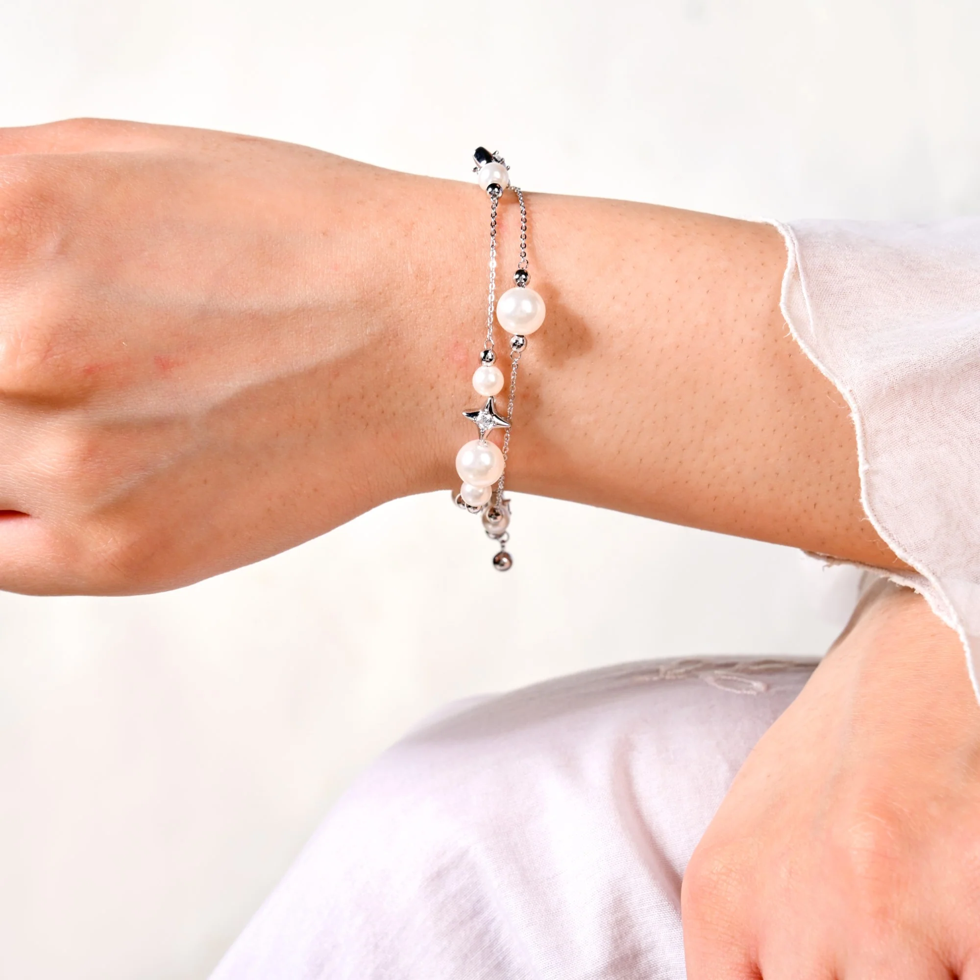 Pearls And Stars Double String Silver Bracelet - Image 2