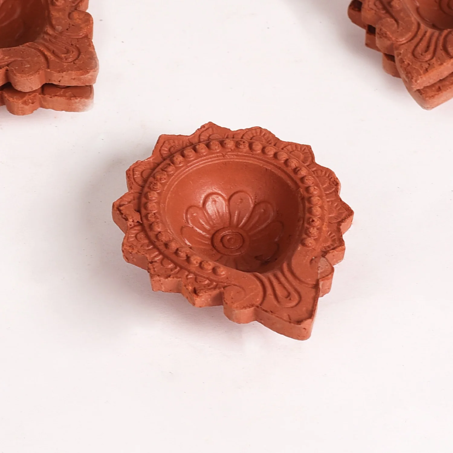 Petal Bordered Pure Terracotta Diyas Set Of 48 - Image 8
