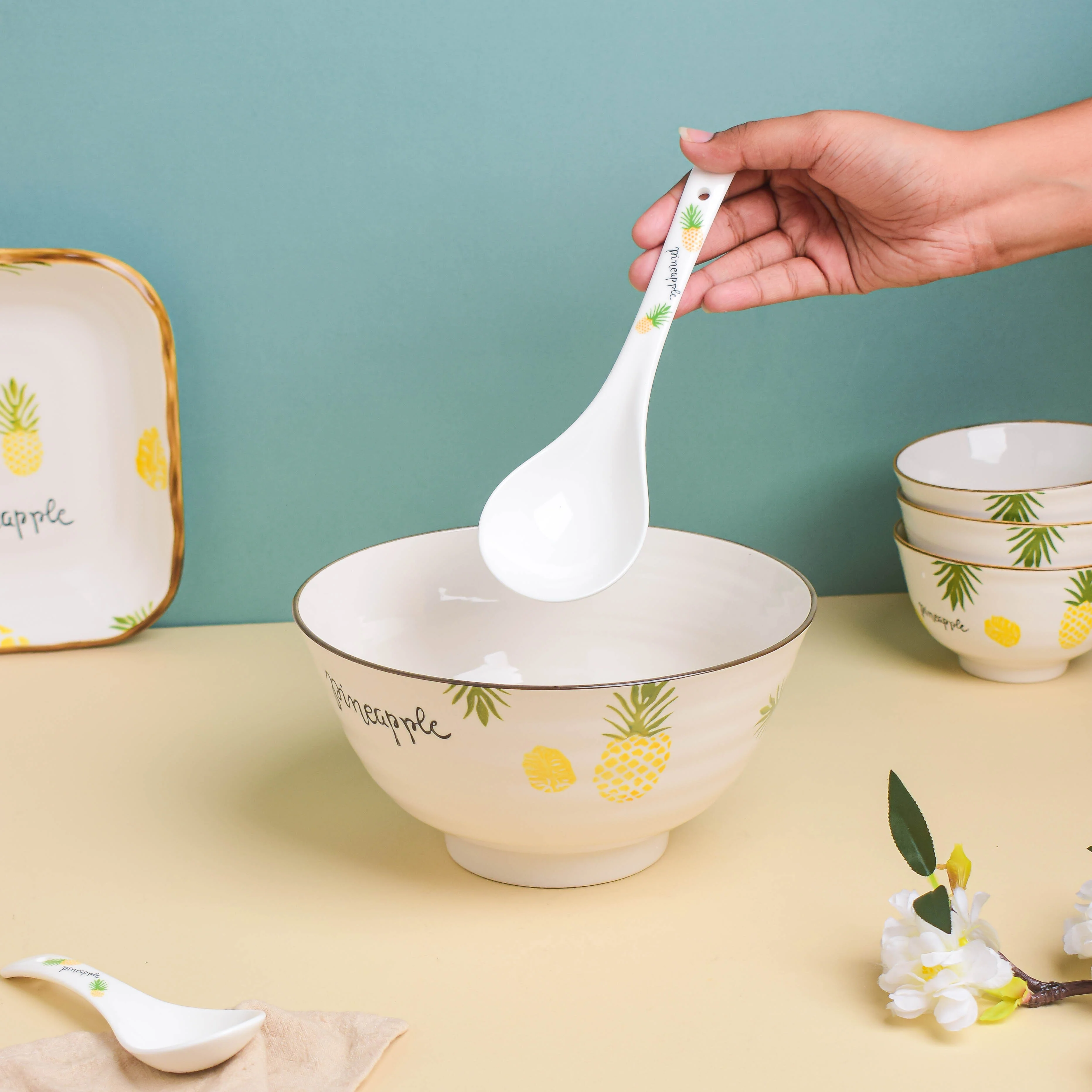 Pineapple Soup Set For 4 - Image 17