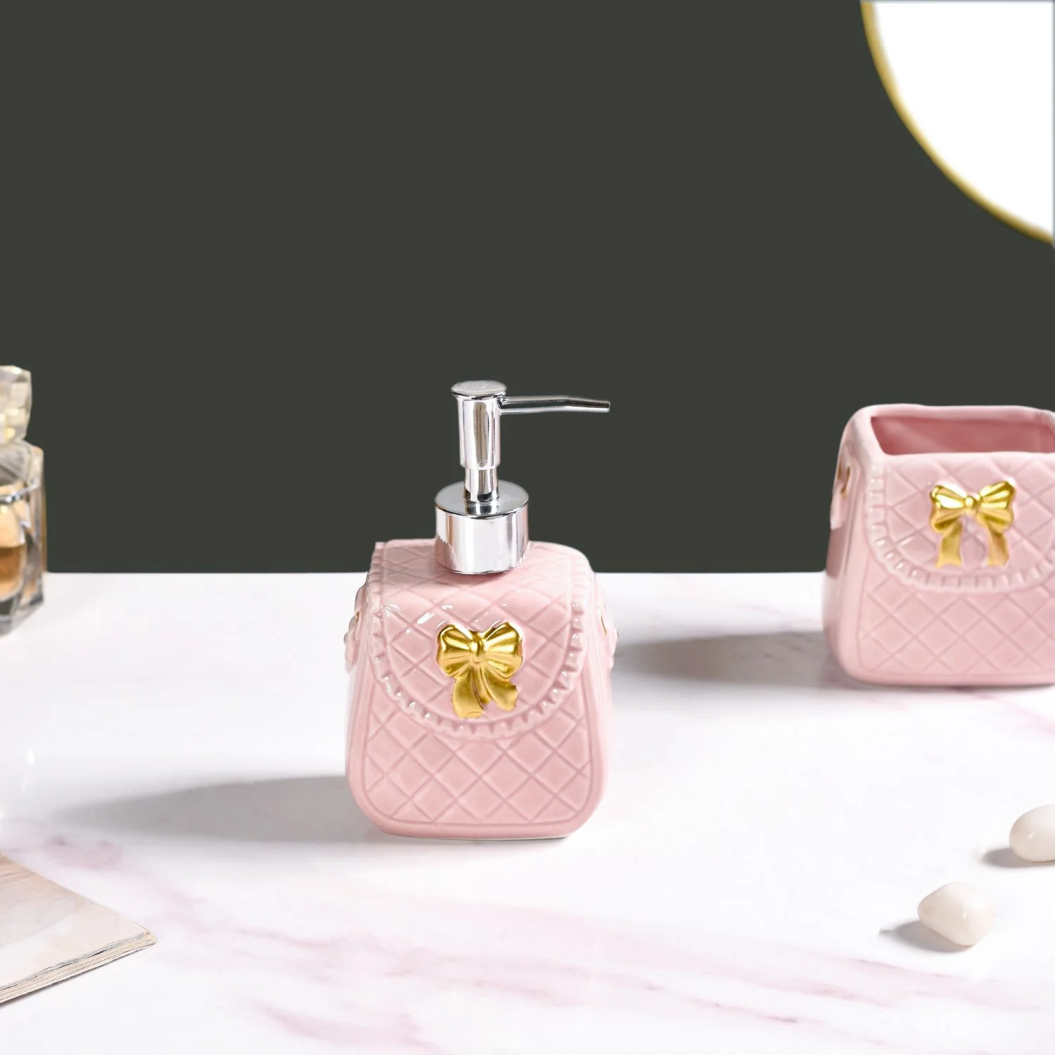 Pink Ceramic Bag Shaped Bath Set Of 3 - Image 6