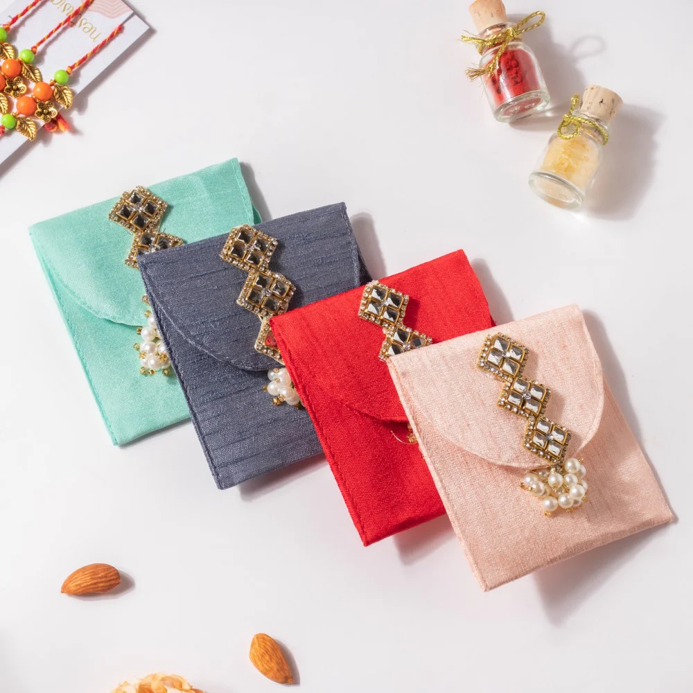 Pink Festive Envelope - Image 6