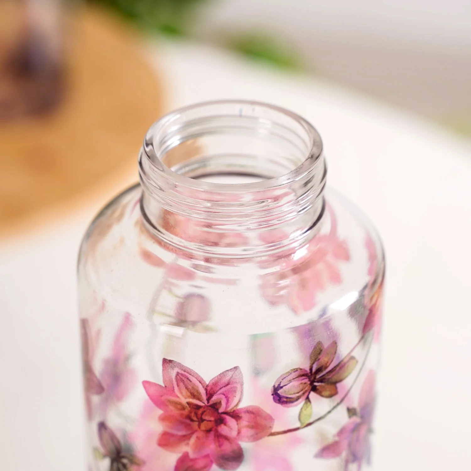 Pink Lotus Borosilicate Glass Leakproof Water Bottle 1000ml - Image 6