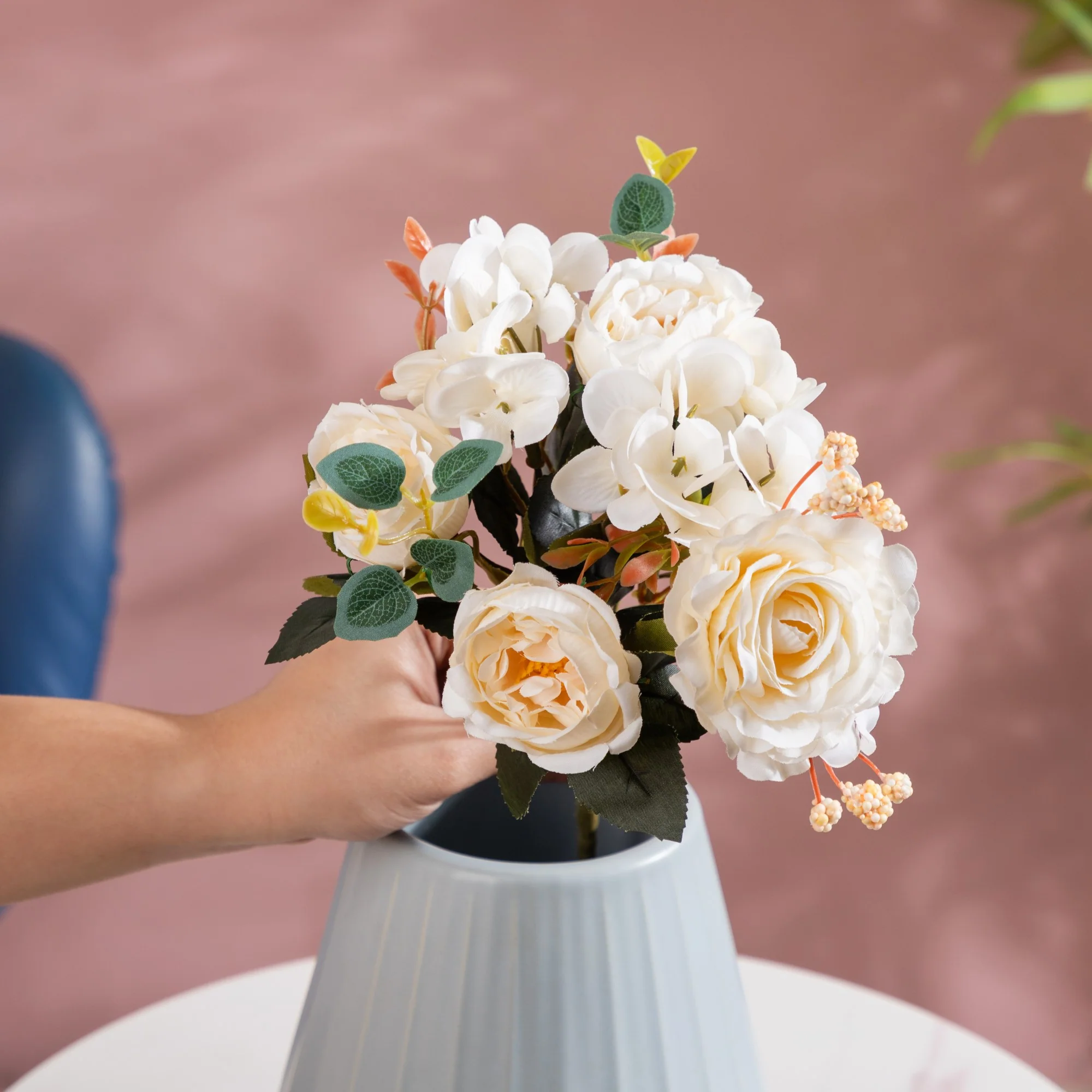 Rose Bouquet White - Image 4
