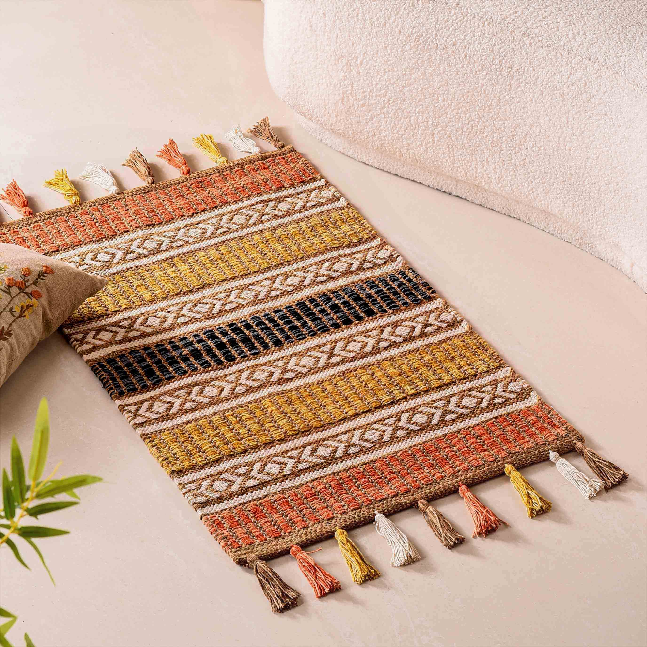 Plain Weave Kilim Design Handcrafted Cotton Mat 38x20 Inch - Image 2