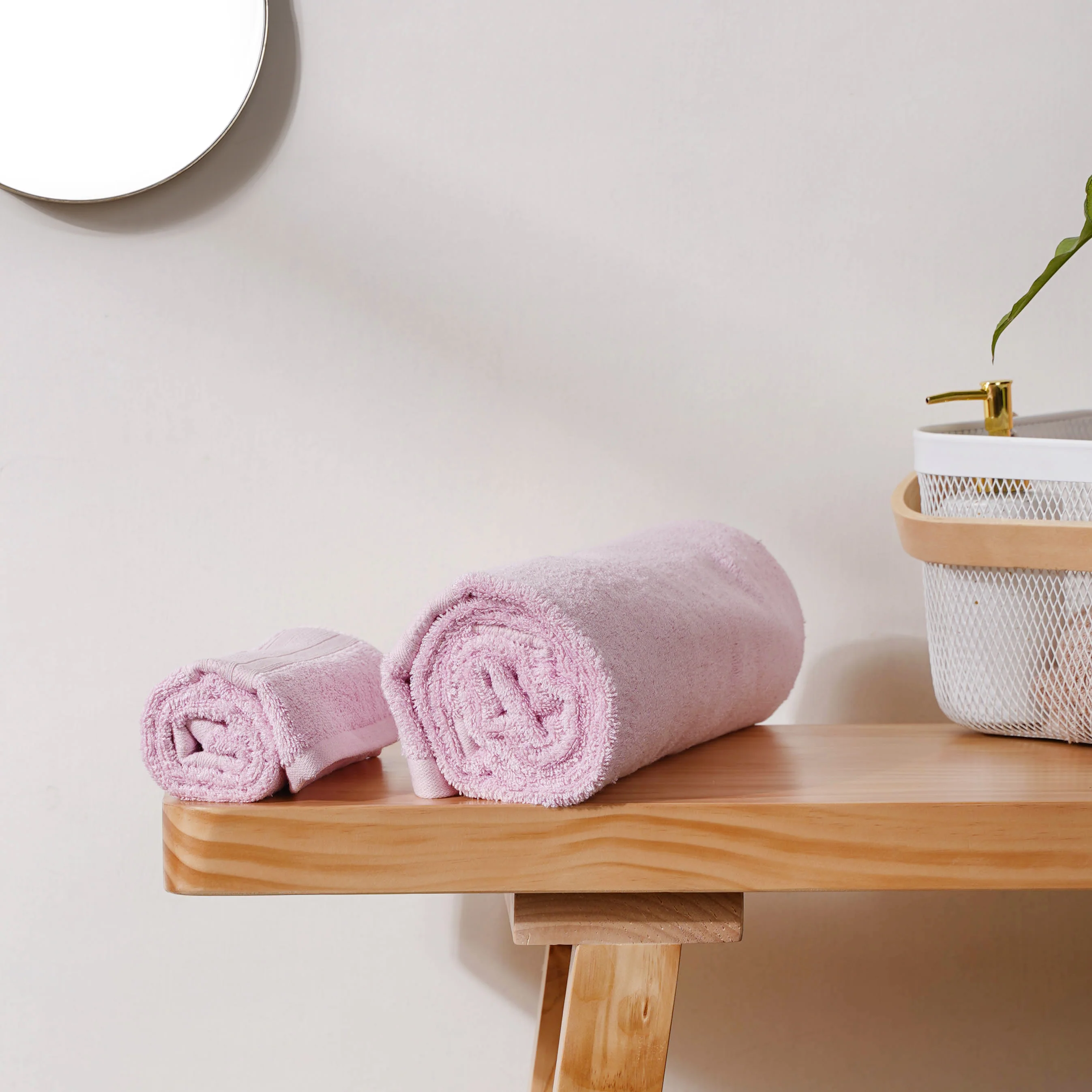 Plushy Bamboo Towel Set of 2 Pink - Image 9