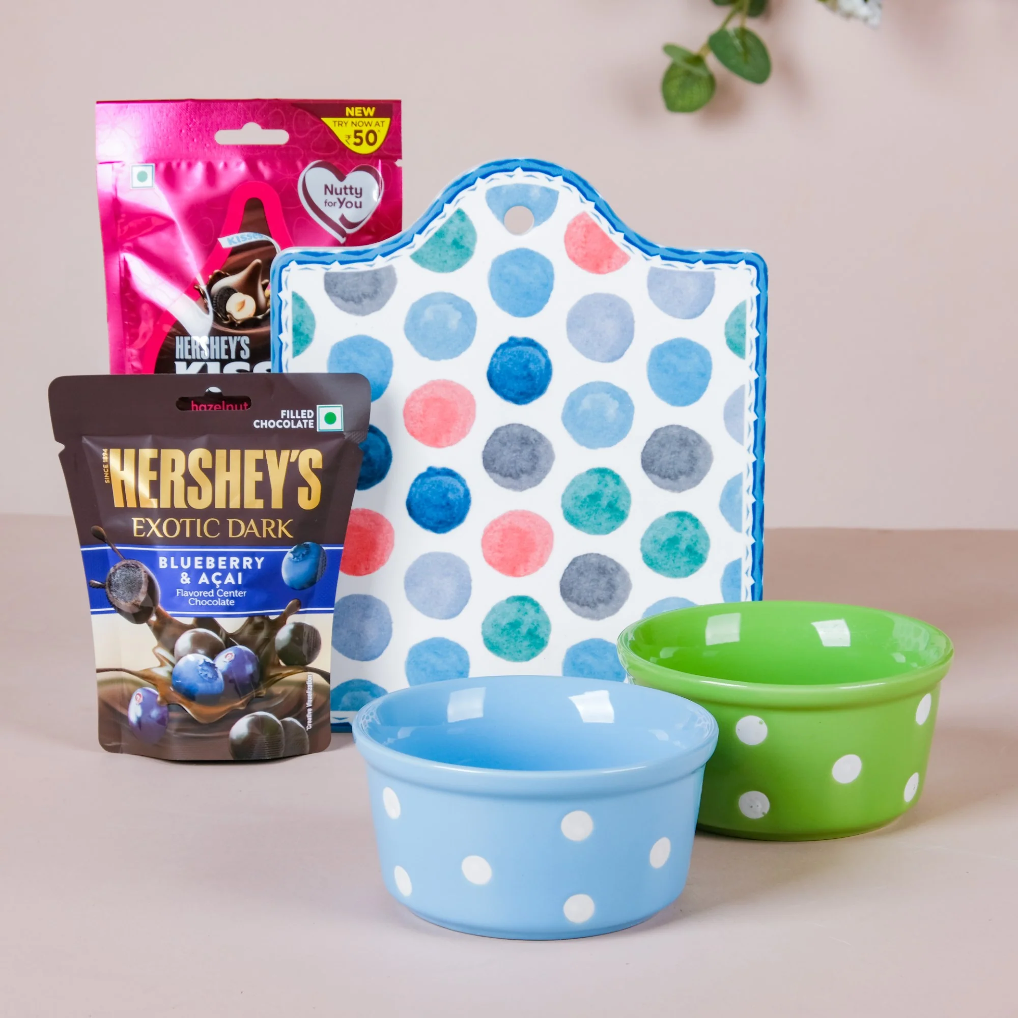 Polka Dot Bowls With Platter Snacktime Gift Hamper Set Of 5 - Image 2