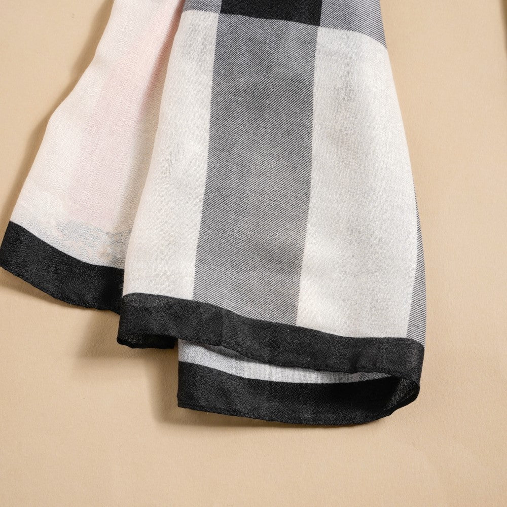 Posh Plaid Scarf Grey And Red - Image 4