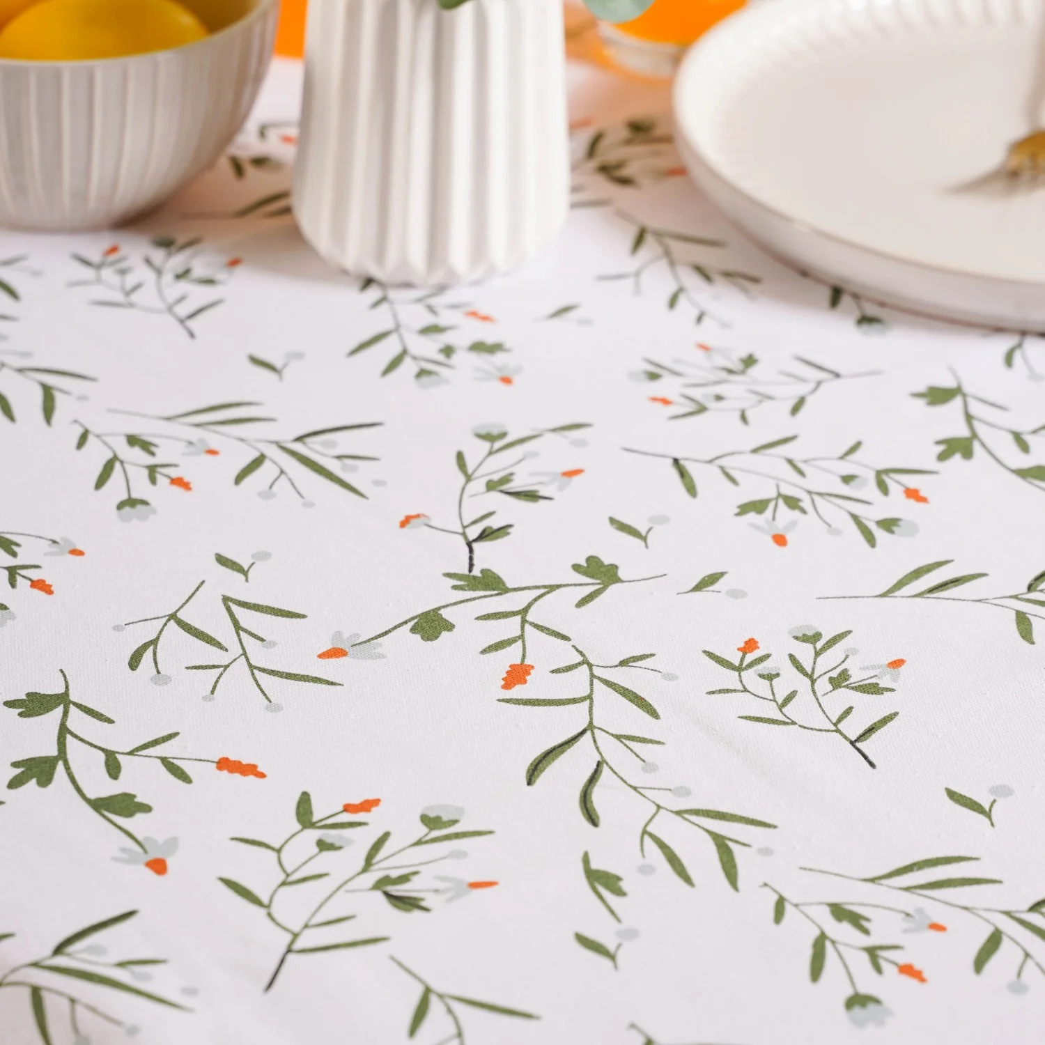 Premium Cotton Floral Table Cover For 6 Seater 154 x 208cm - Image 3