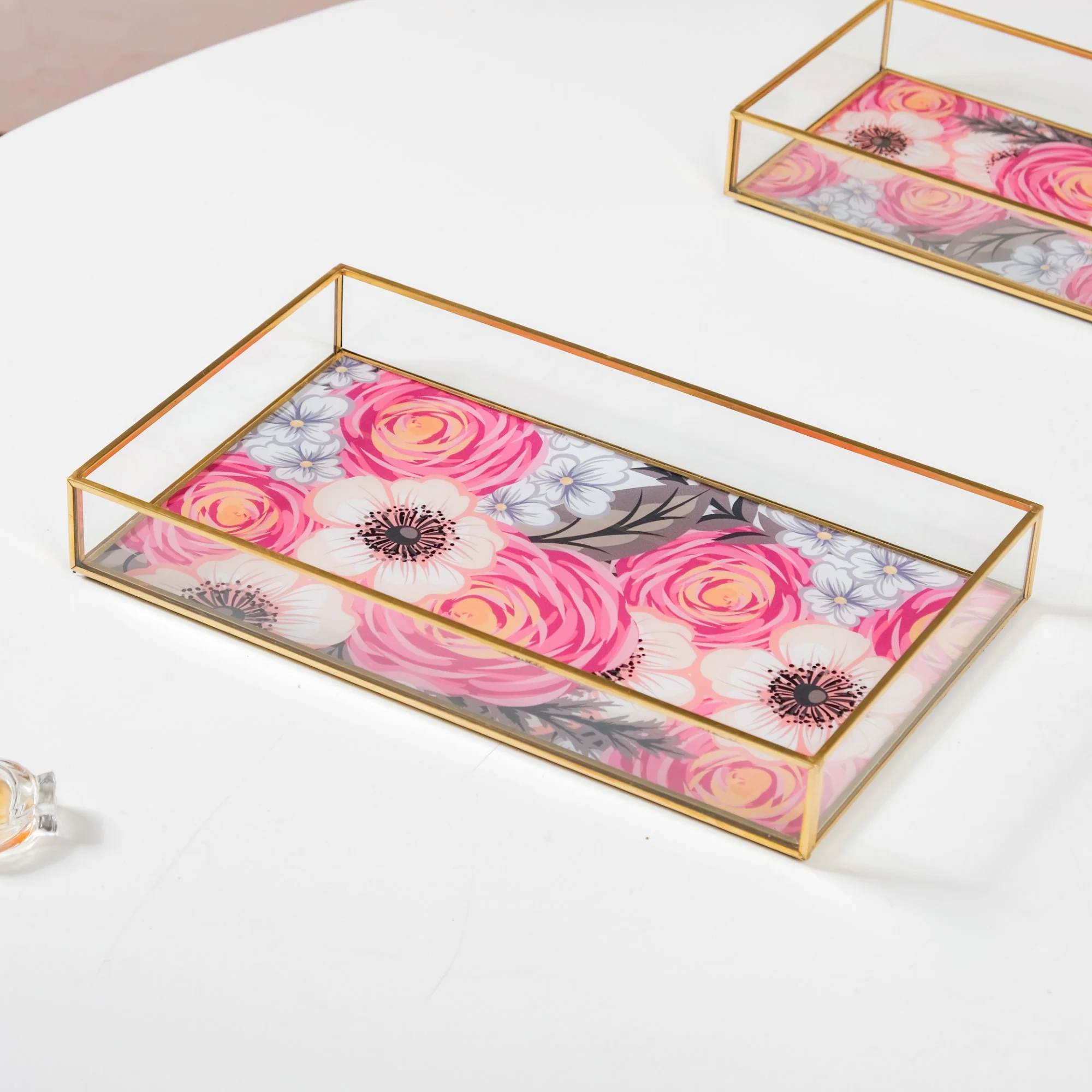 Printed Glass Decorative Trays With Gold Edge Set Of 2 - Image 8