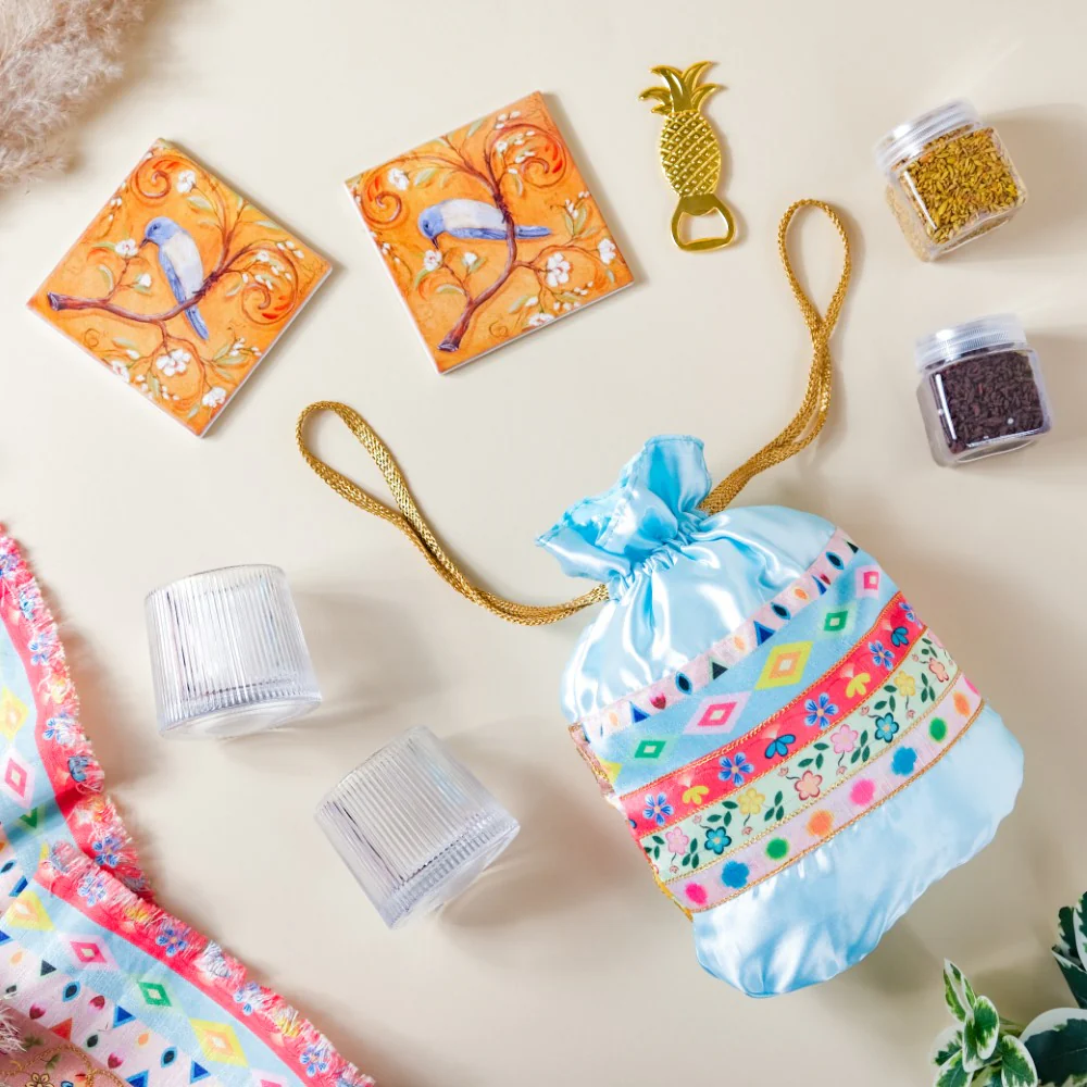 Punjabi Wedding Gift Hamper Set Of 7 - Image 2