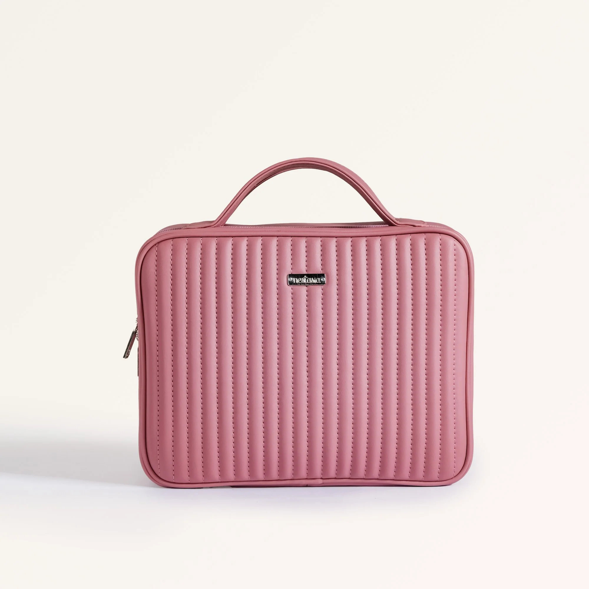 Quilted Travel Organiser Pink - Image 2
