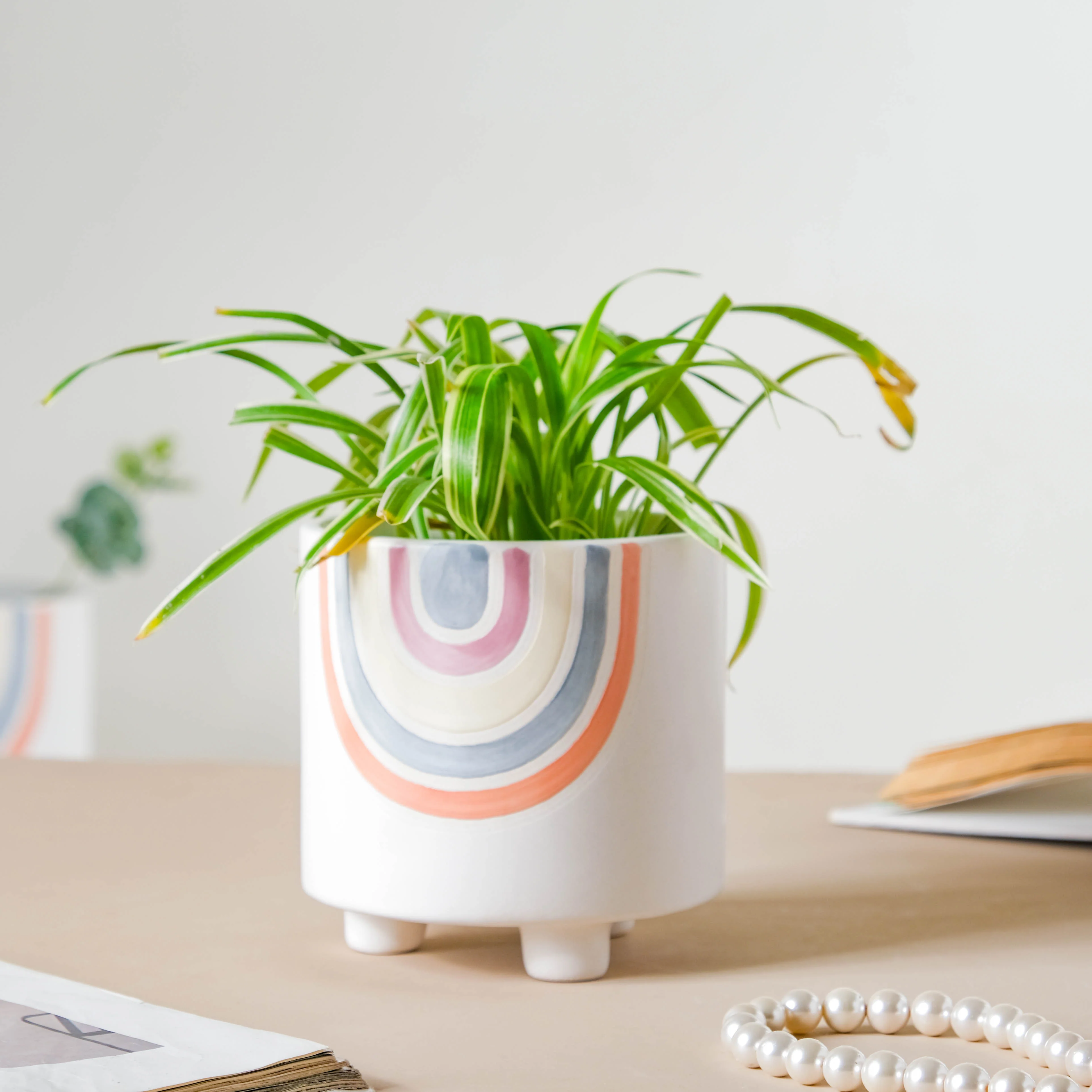 Rainbow Round Pot Small - Image 3