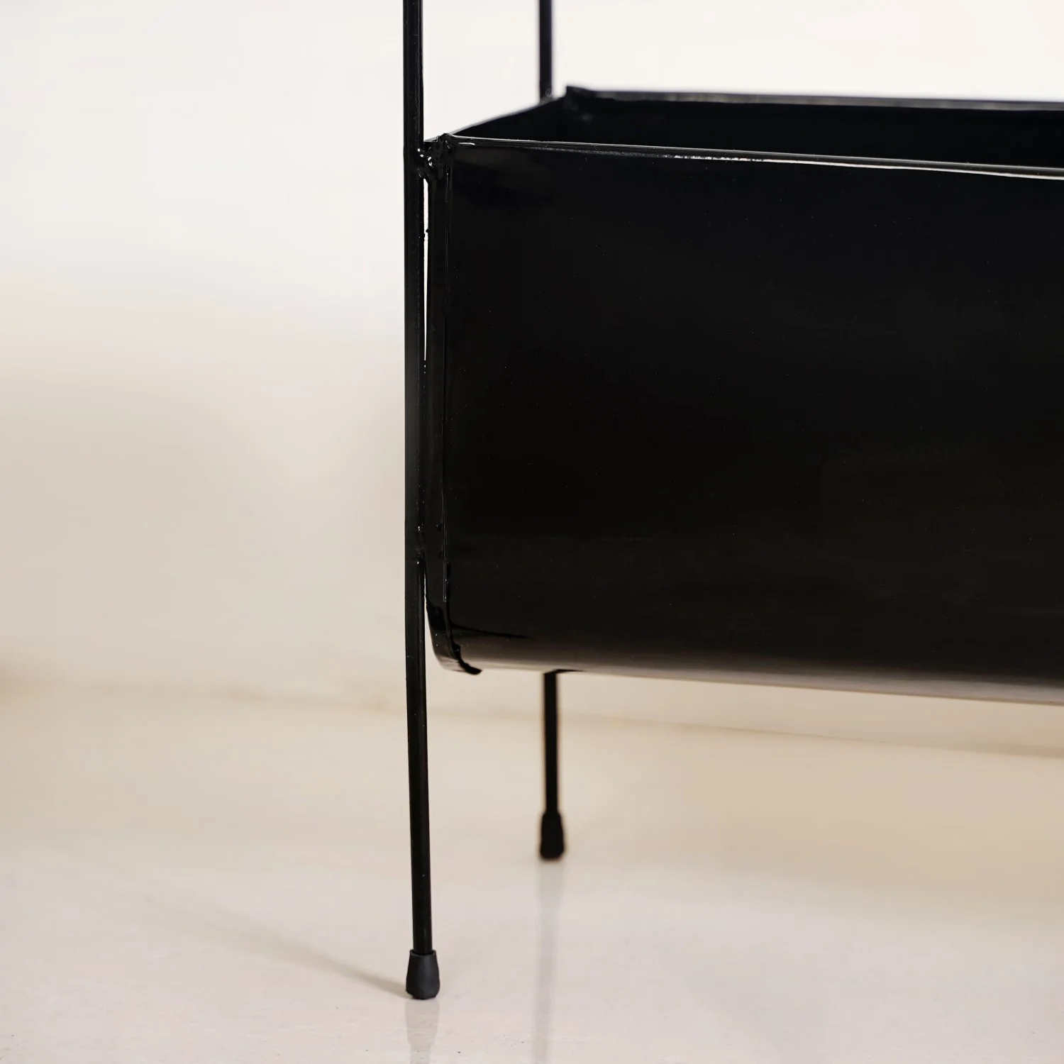 Raised Iron Trough Planter With Handle Black - Image 9