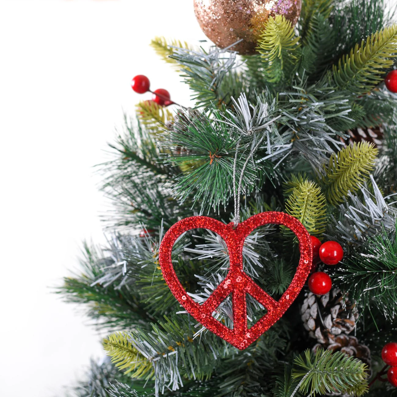 Red Christmas Snowflake Heart Ornaments Set of 2 - Image 12