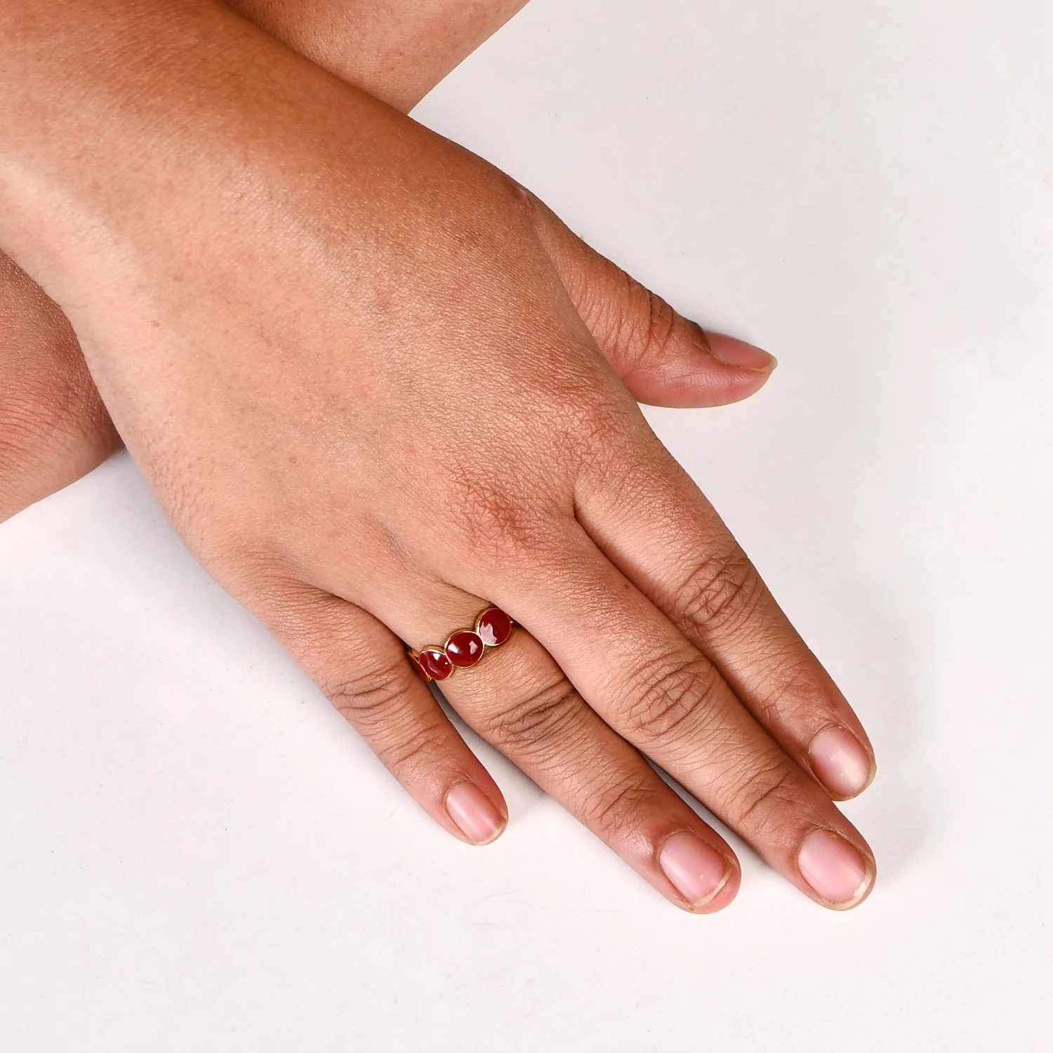 Red Enamel Gold Ring - Image 2