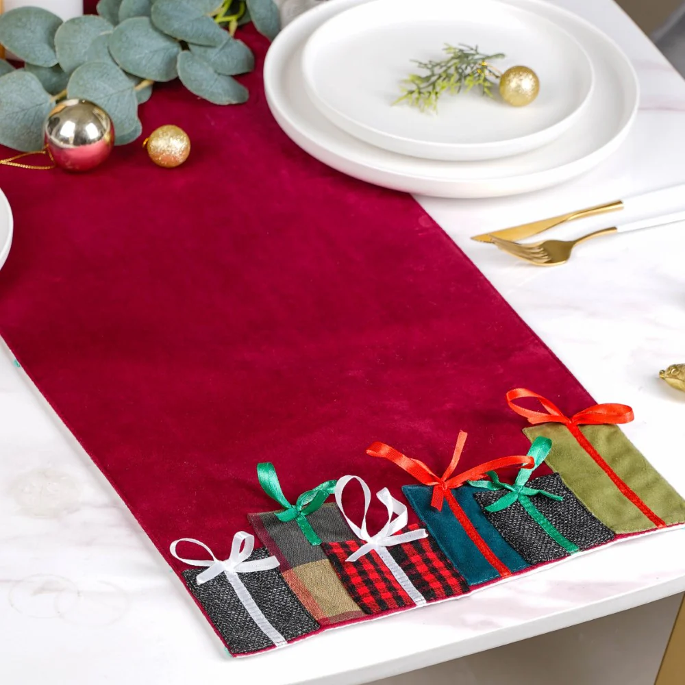 Red Velvet Gifts Table Runner 72 X 13 Inch