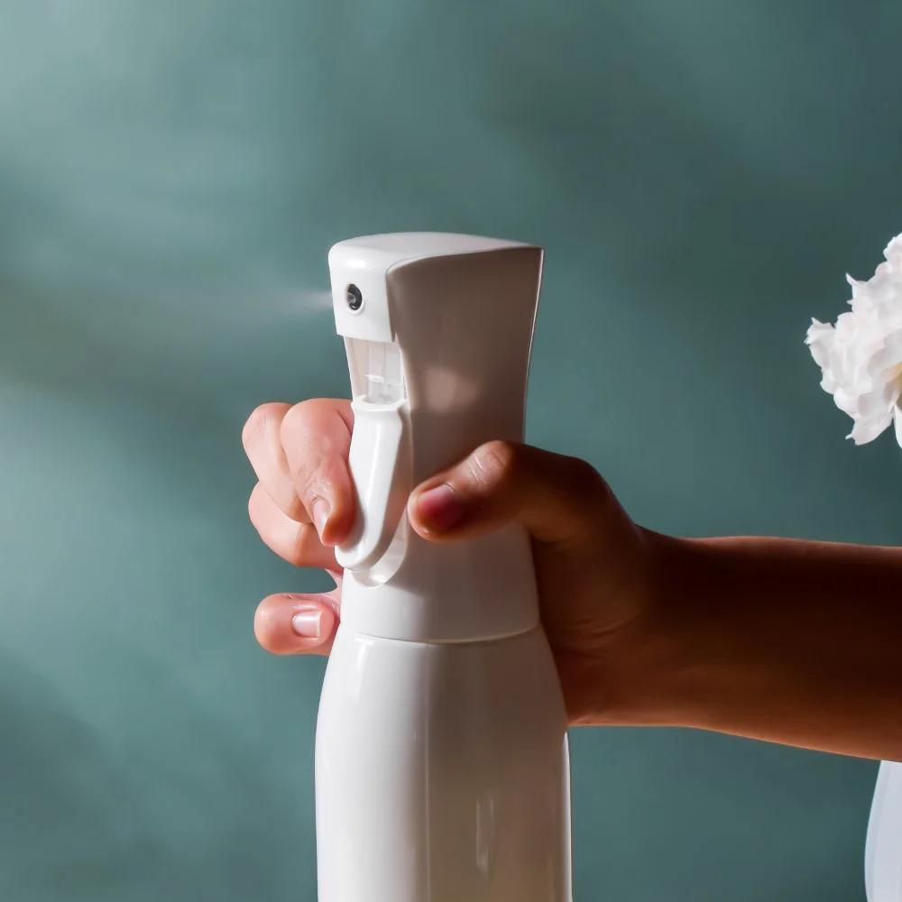 Refillable Hair Spray Bottle White - Image 5