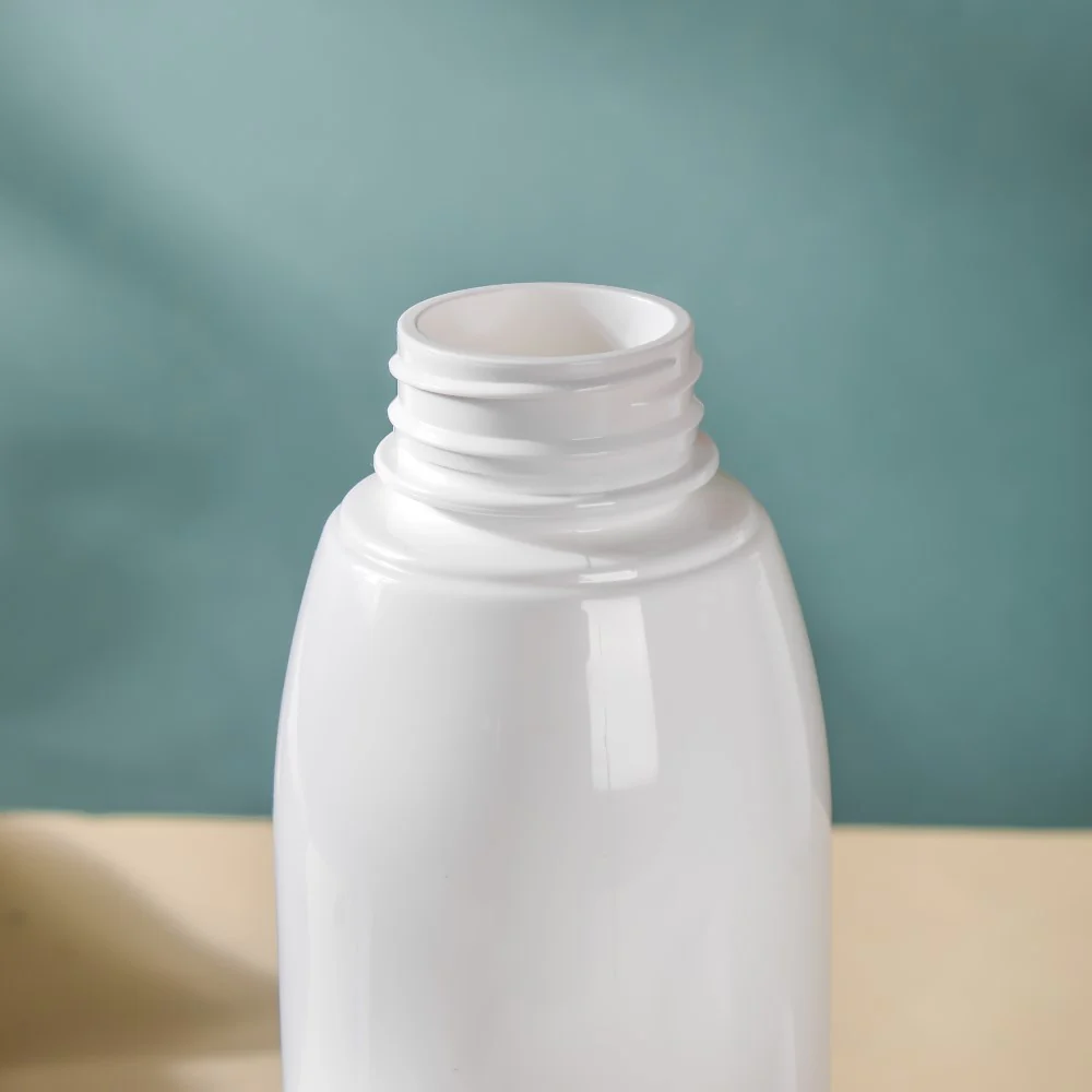 Refillable Hair Spray Bottle White - Image 7