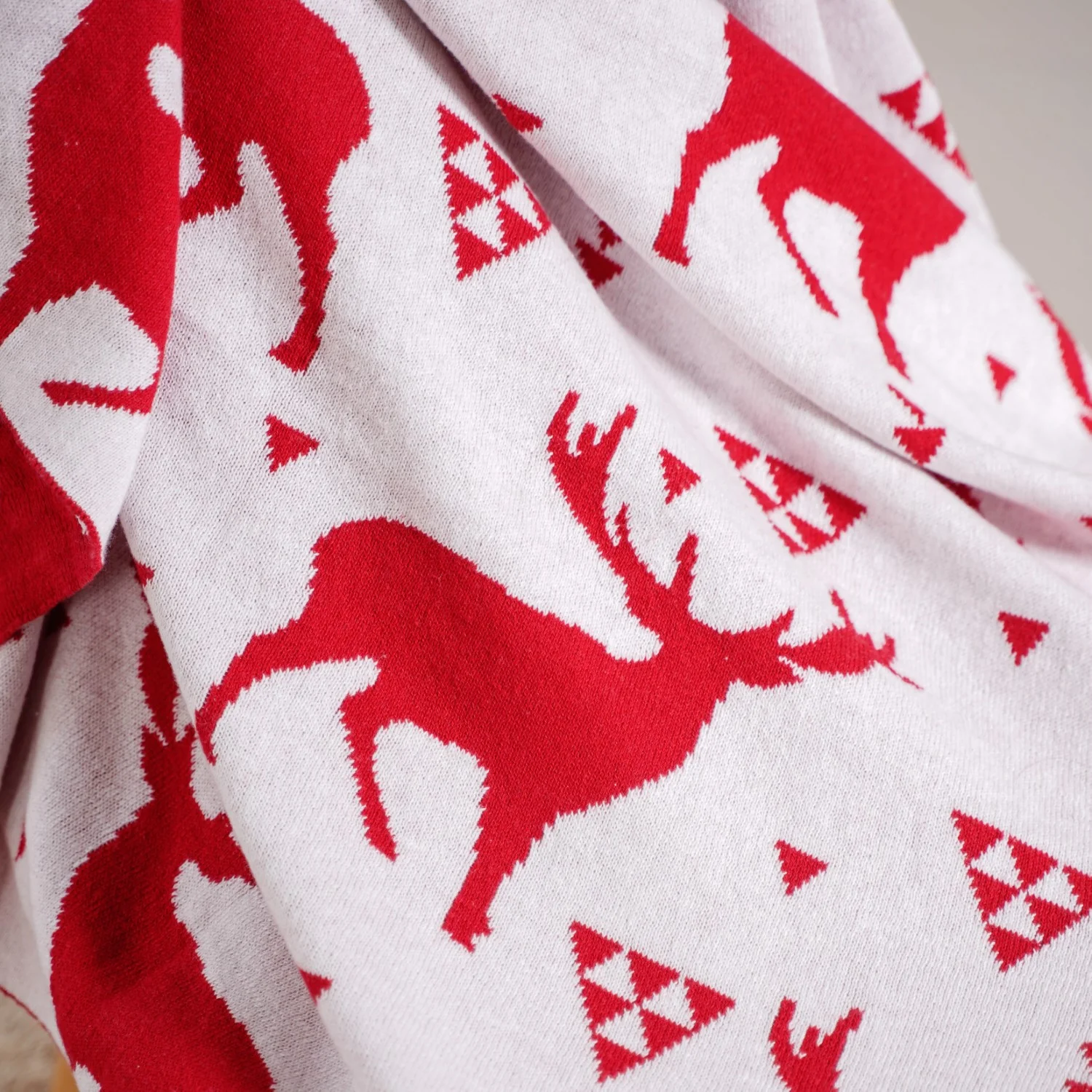 Reindeer Reversible Throw Blanket Red White - Image 8