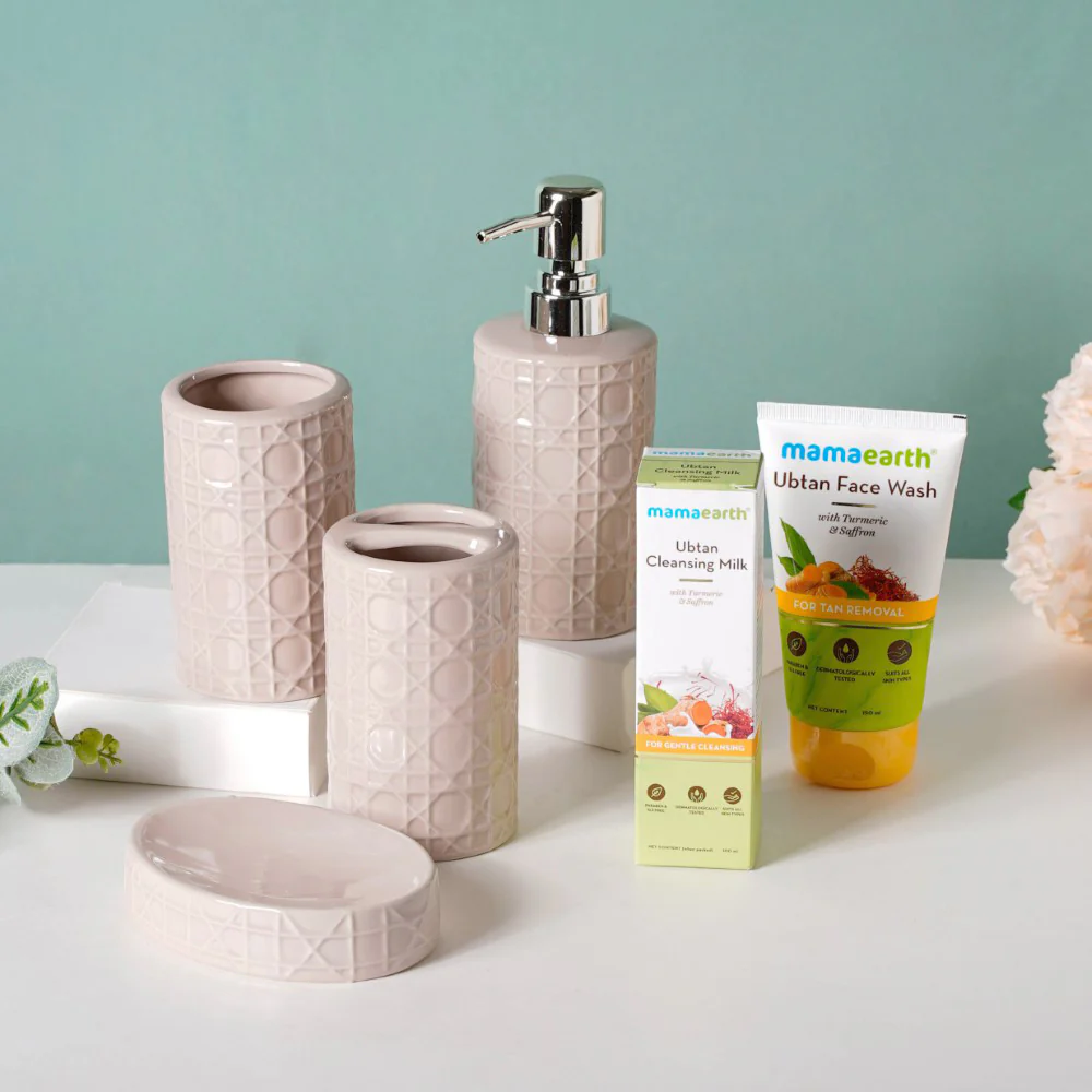 Relax O'clock Bathroom Essentials Gift Hamper Set Of 3 - Image 2
