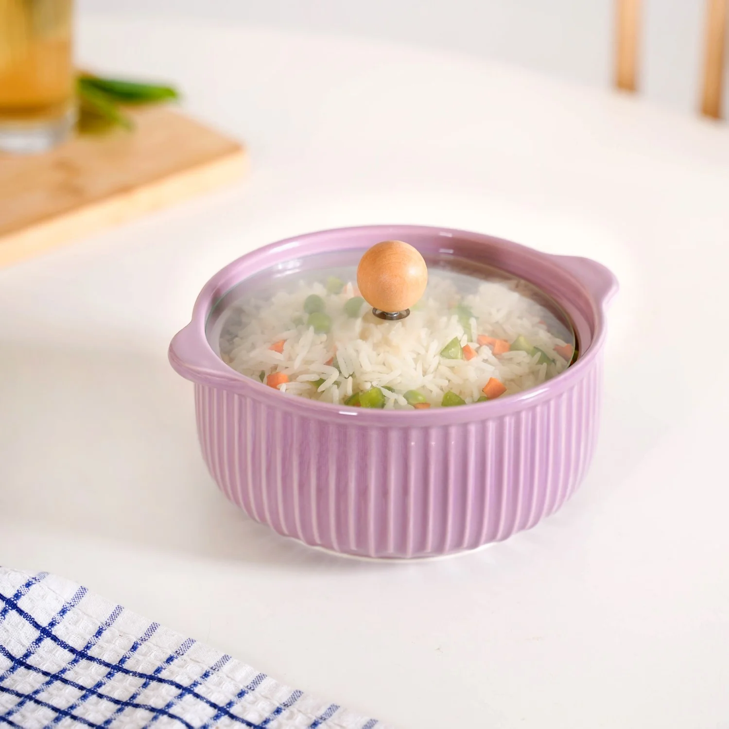 Ribbed Multifunctional Serving Bowl With Lid 950ml - Image 2