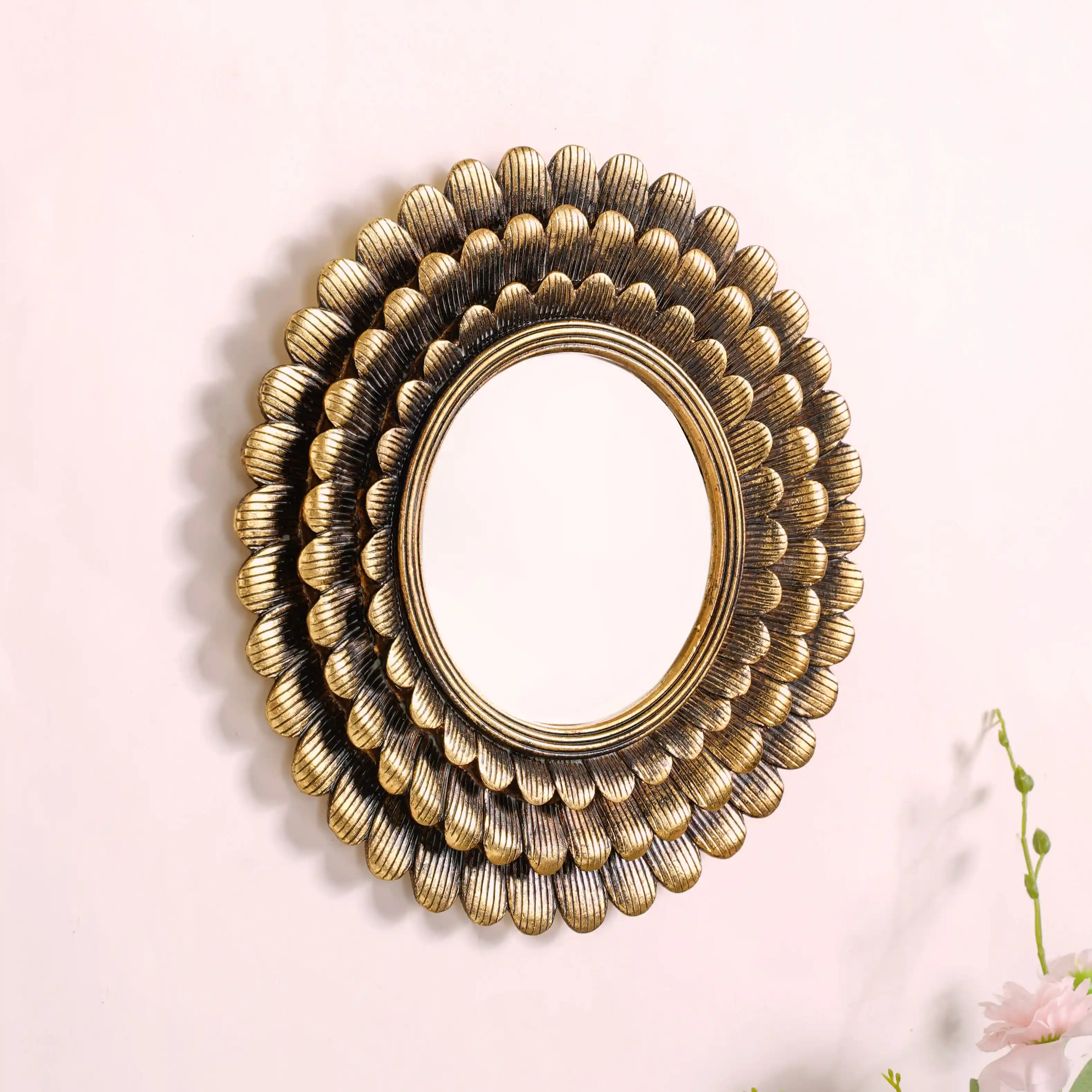 Ring Of Flowers Wall Mirror Decor - Image 4