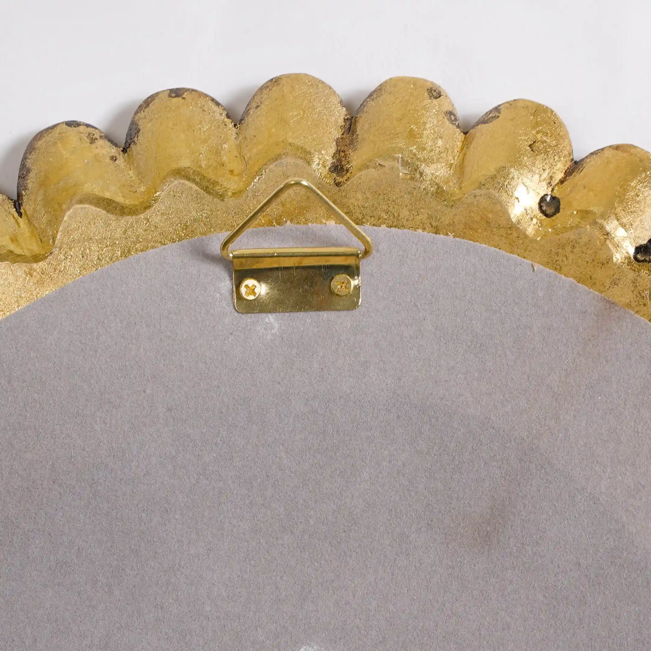 Ring Of Flowers Wall Mirror Decor - Image 9