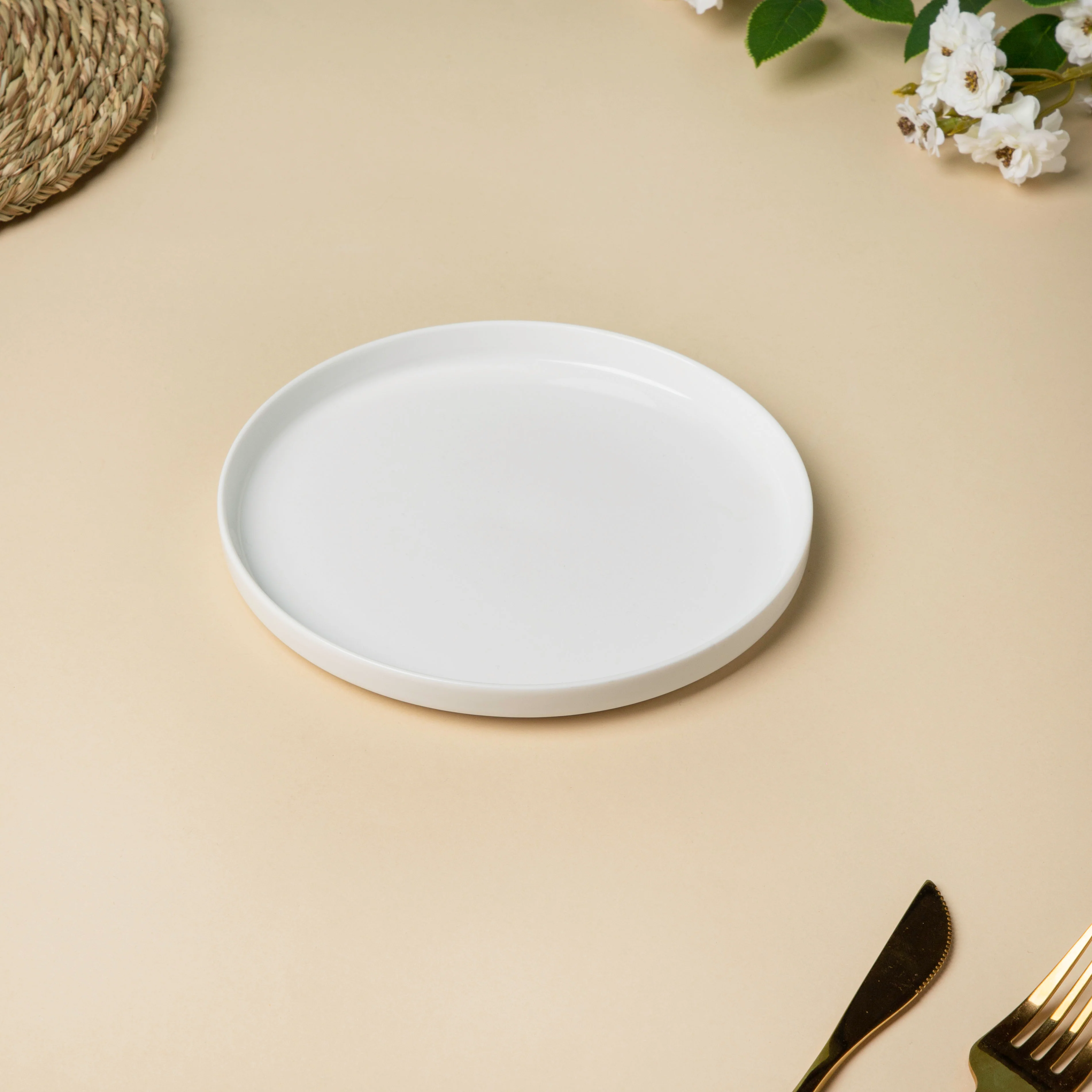 Riona Ceramic Appetizer Plate White 7 Inch - Image 3