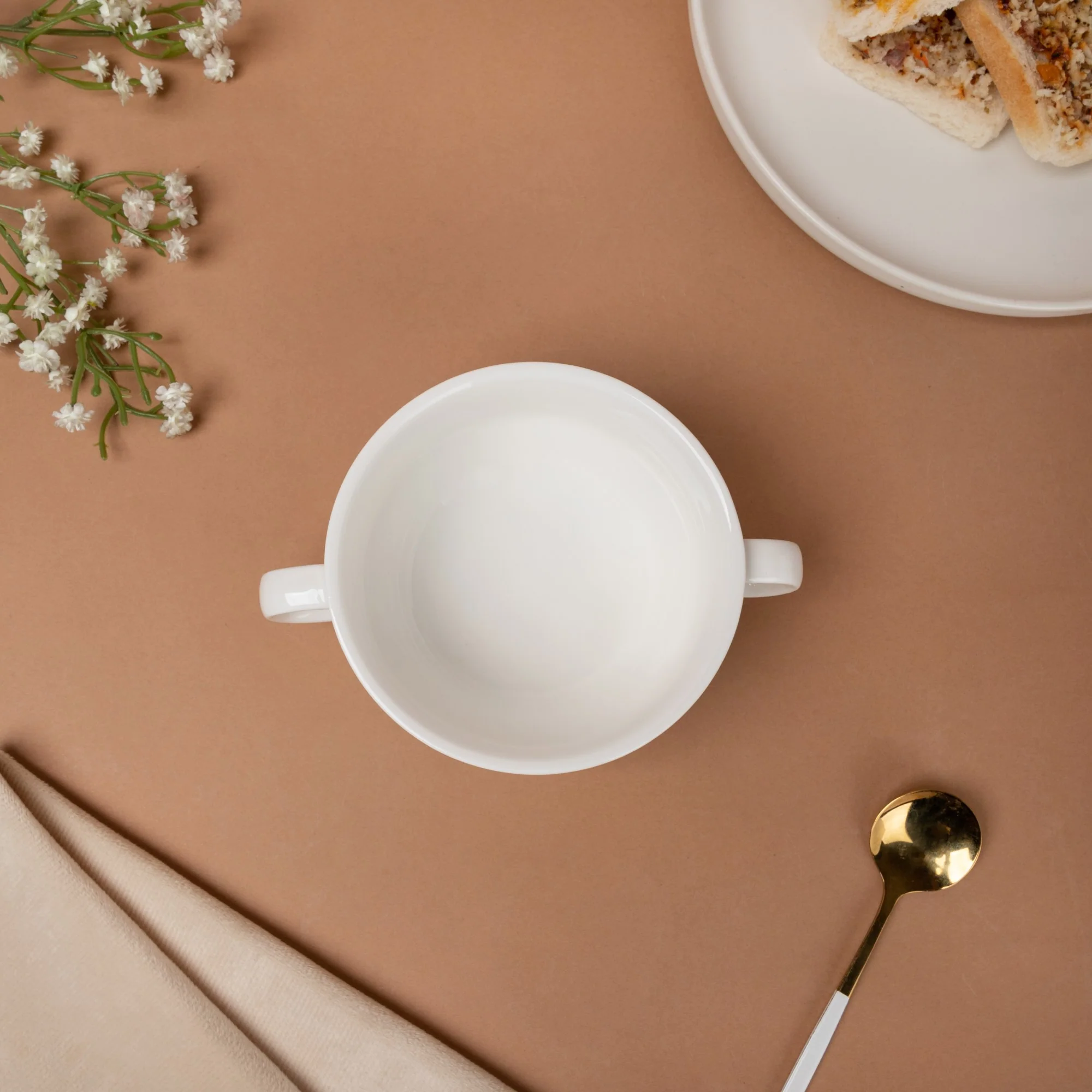 Riona Ceramic Soup Bowl With Handle White - Image 4