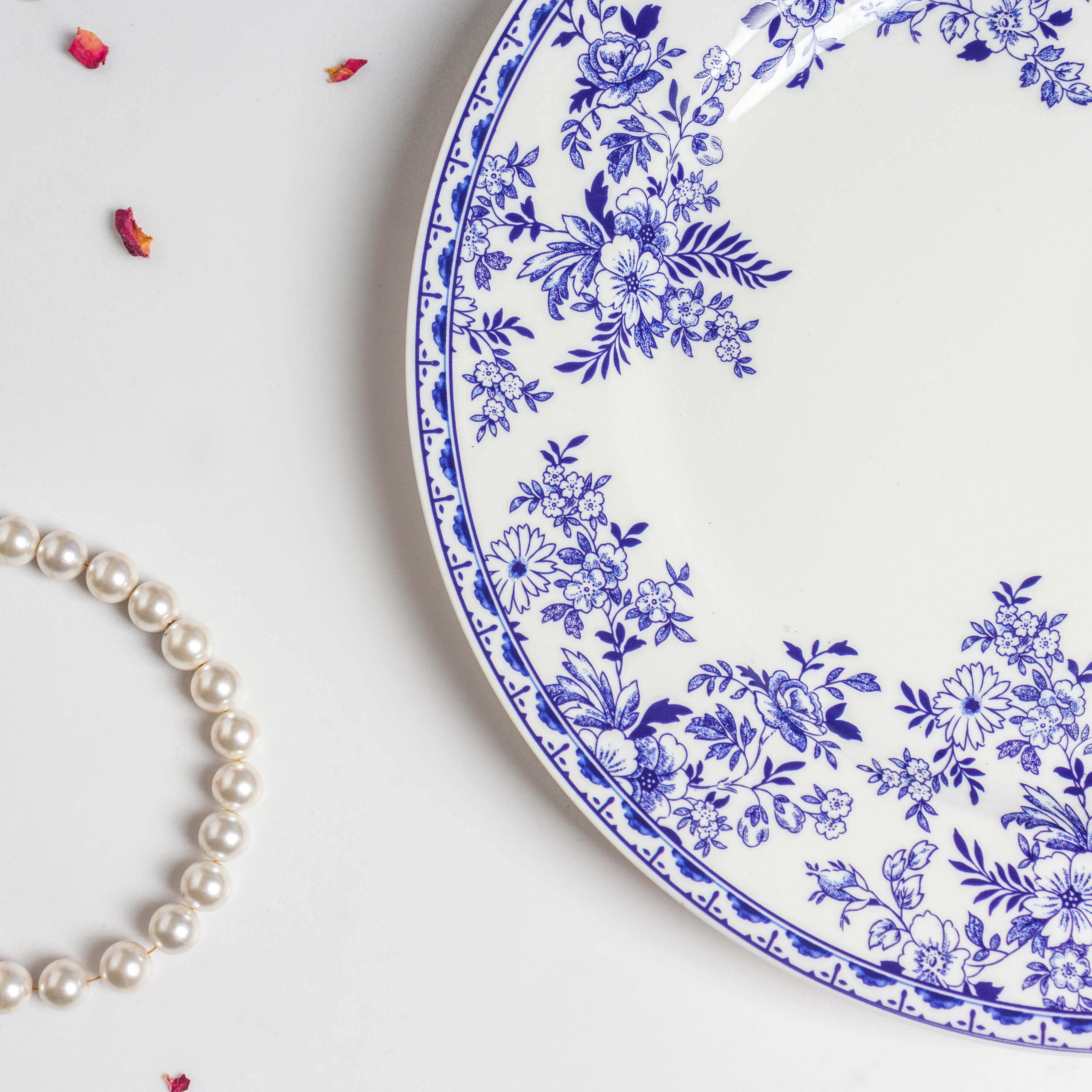 Riona Floral Dinner Plate Blue And White 10 Inch - Image 4
