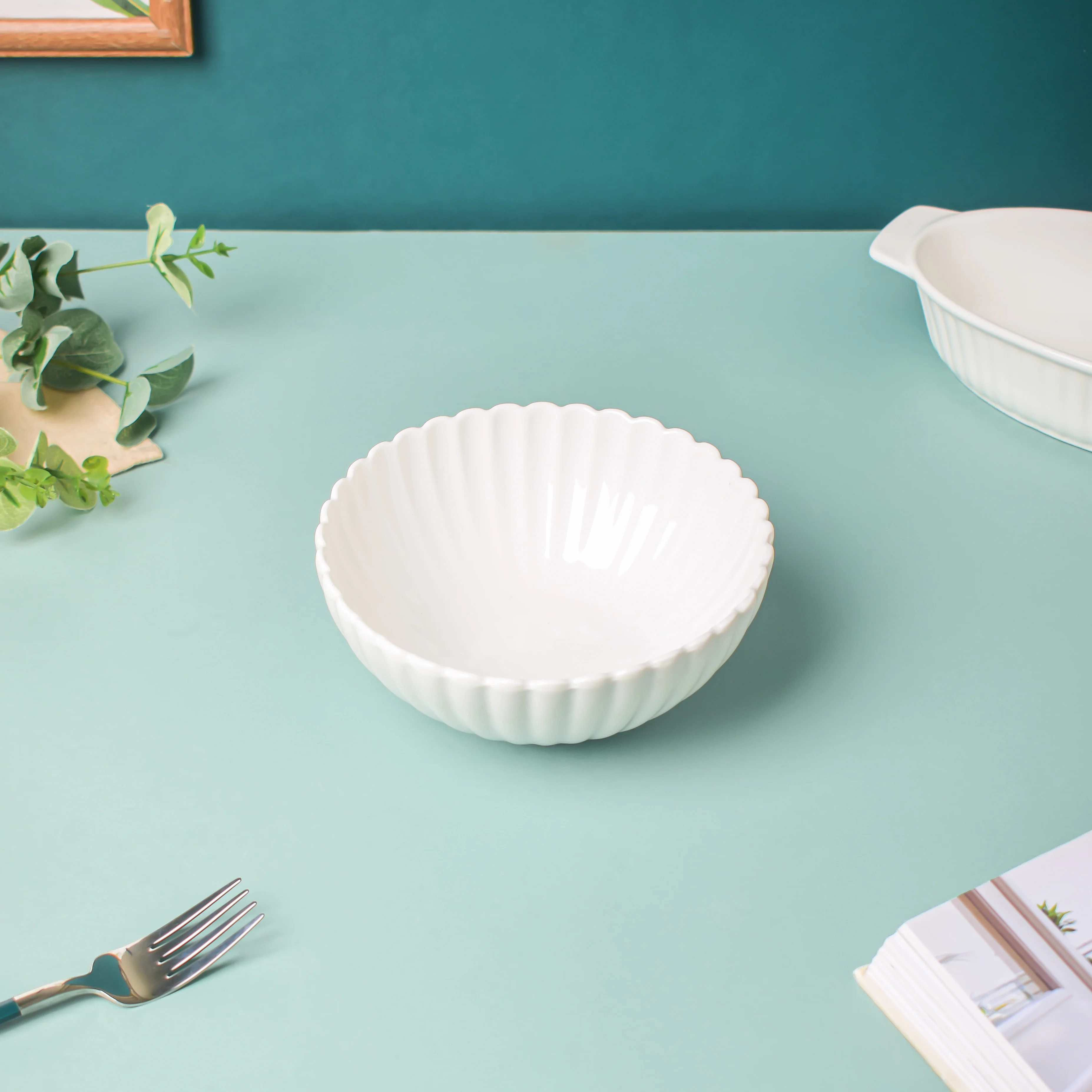 Riona Ribbed Ceramic Salad Bowl White 600ml - Image 4