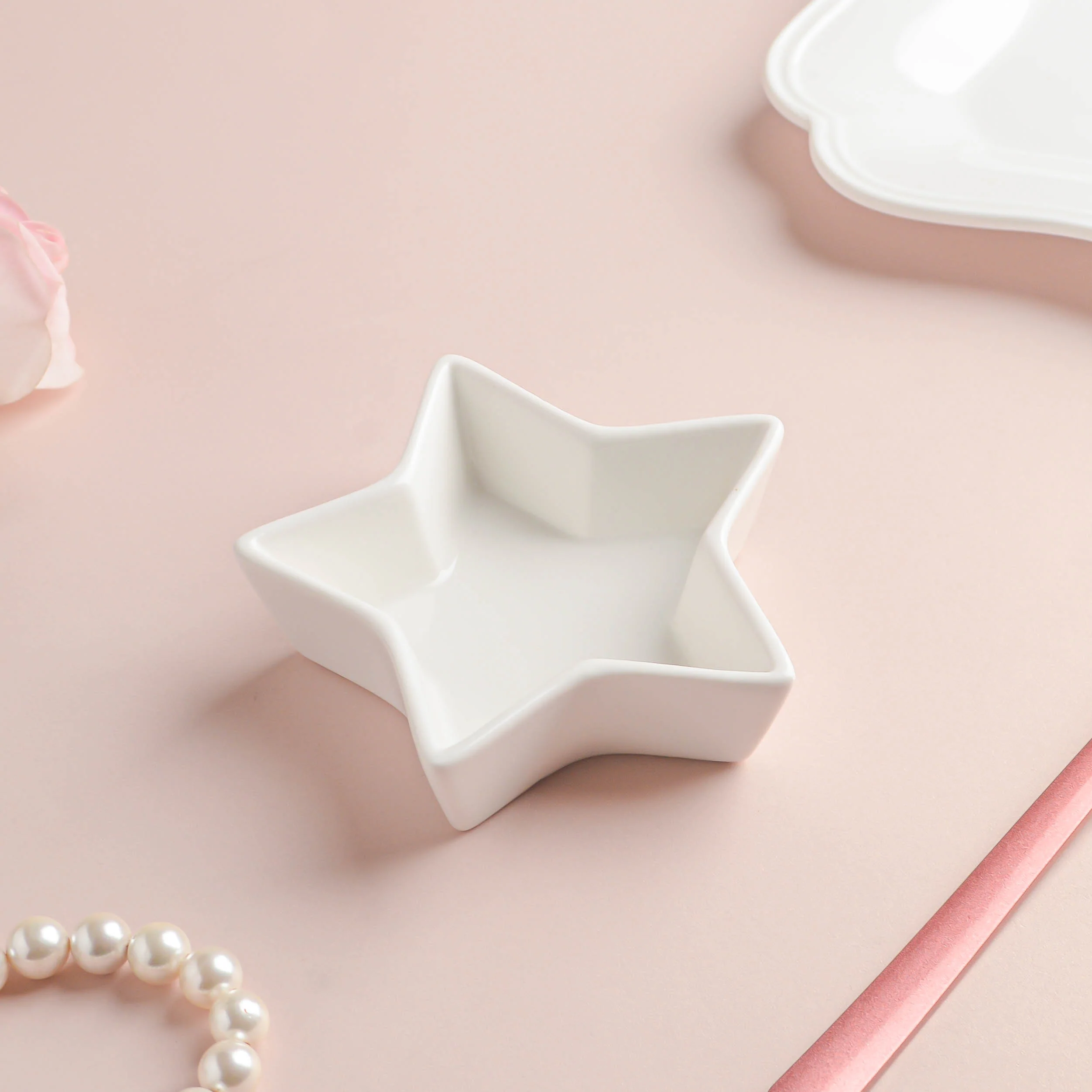 Riona Star Ceramic Bowl White - Image 3