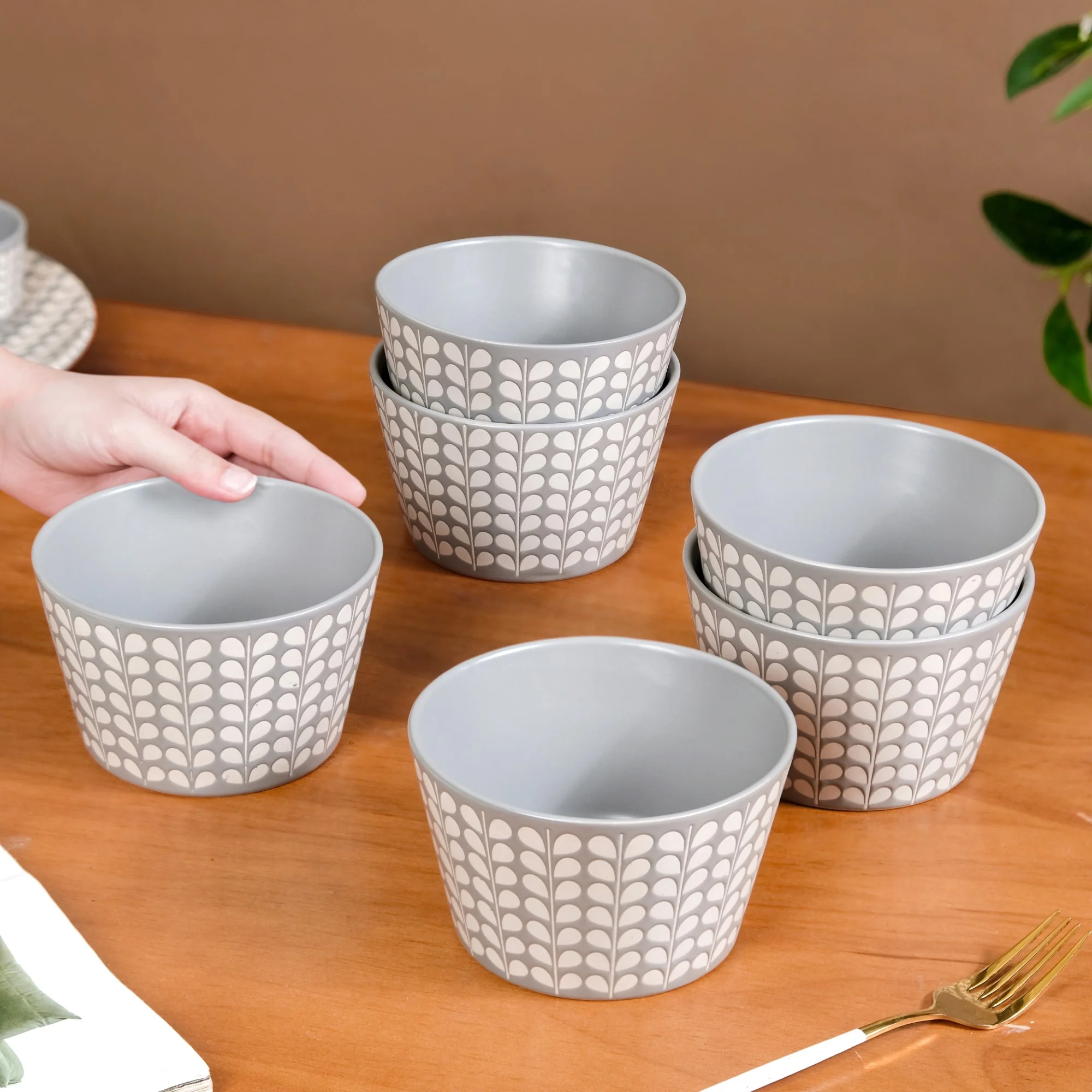 Robinia Ceramic Serving Bowl Set Of 6 600ml - Image 3