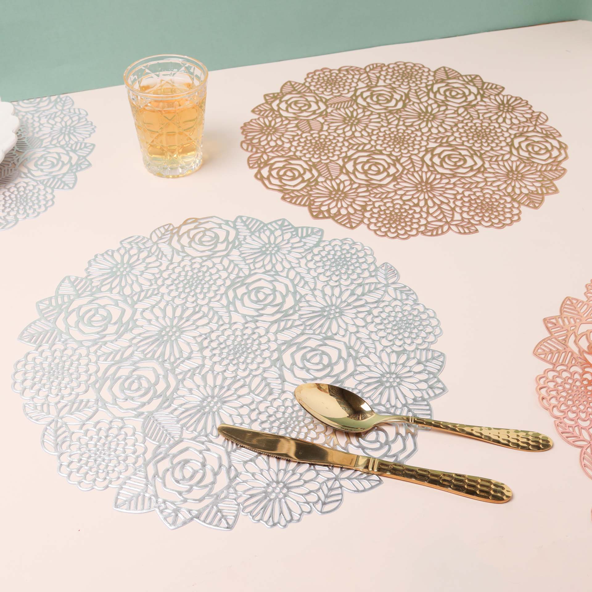 Rose Design Table Mat Set of 2 - Image 6