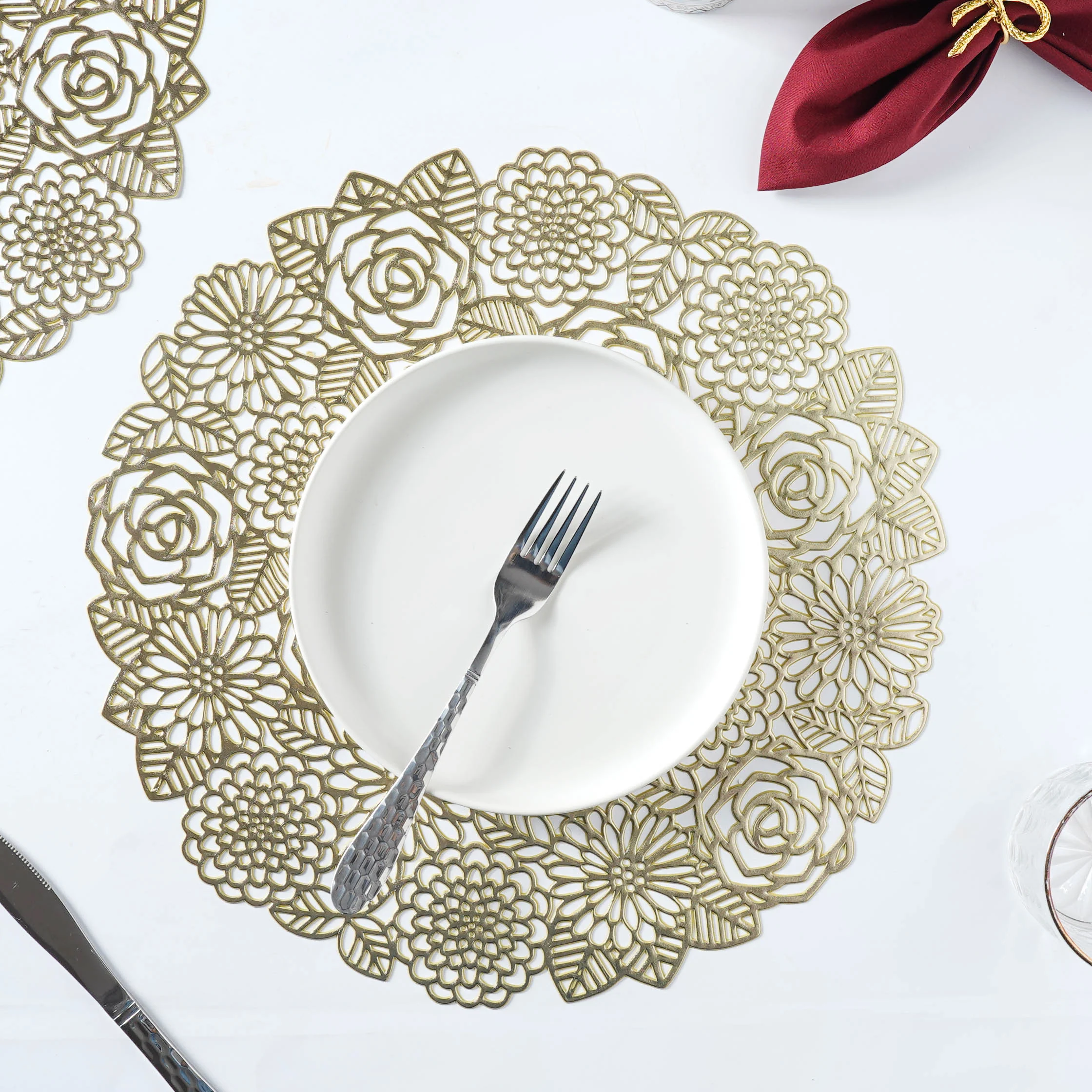 Rose Pattern Table Mat Set of 2 - Image 4