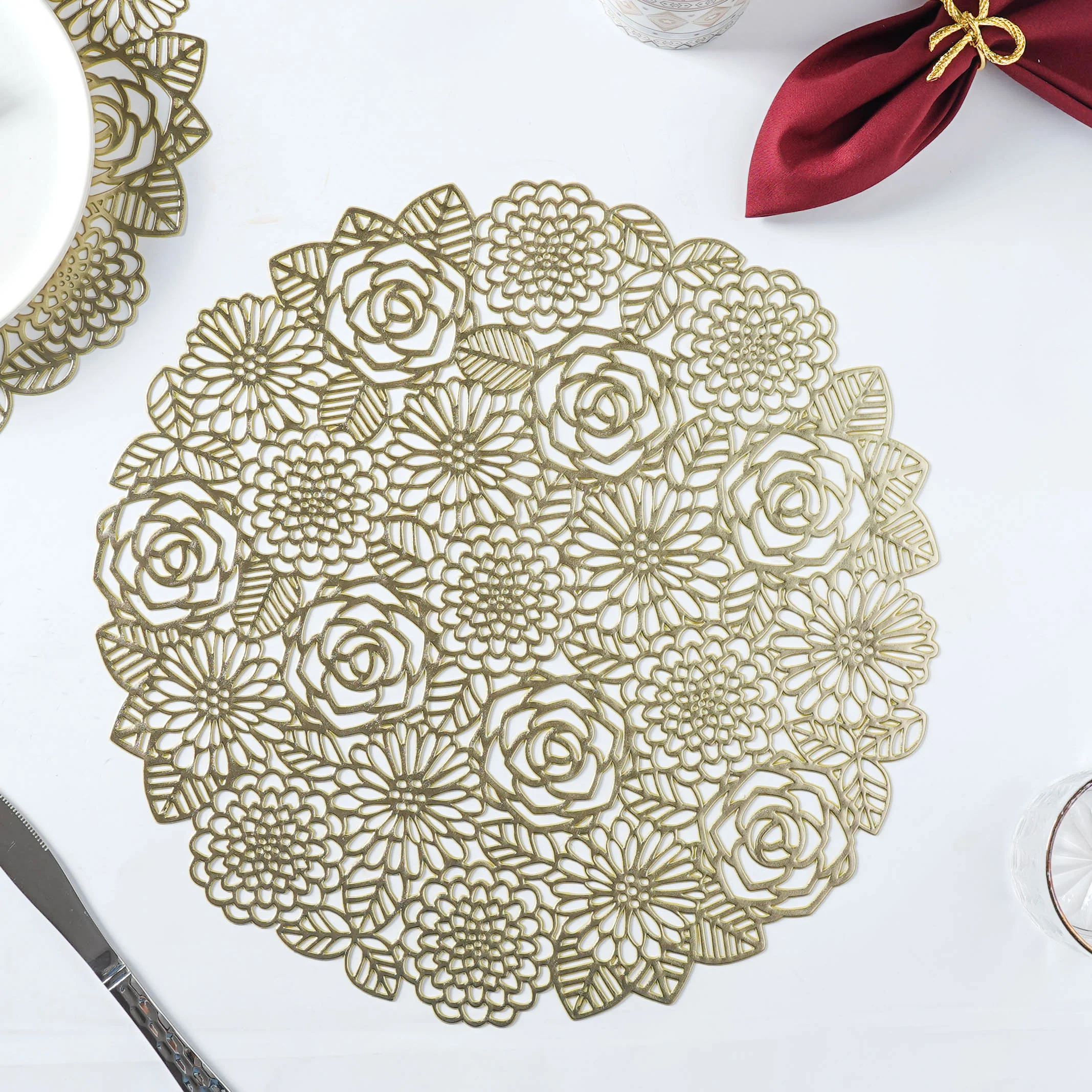 Rose Pattern Table Mat Set of 2 - Image 5