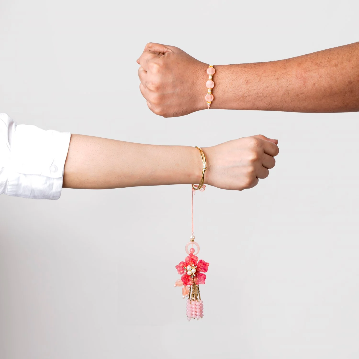 Rose Rakhi Lumba Set For Bhaiya And Bhabhi - Image 3