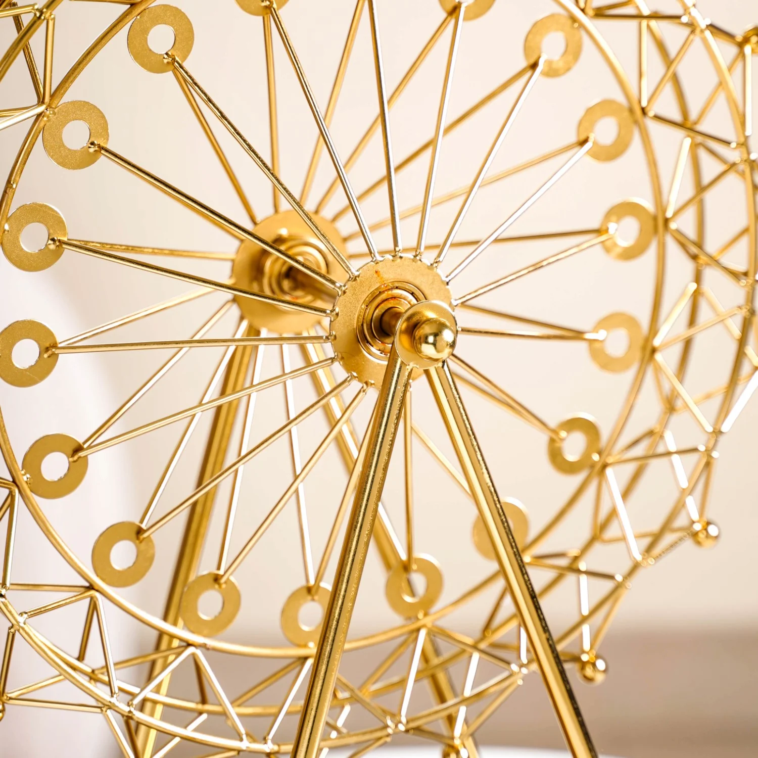 Rotating Ferris Wheel Large Metal Showpiece - Image 7