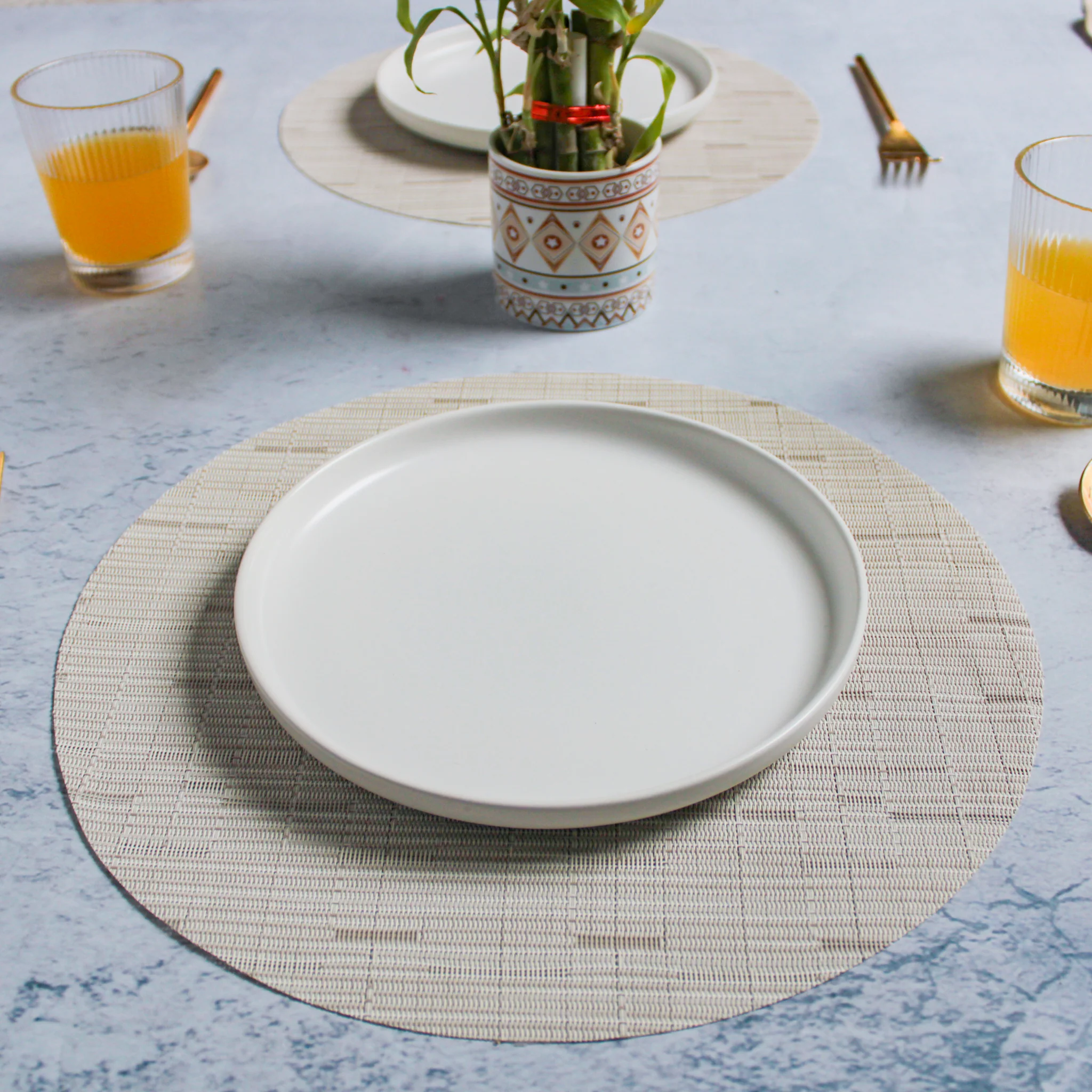 Round Placemat Cream Set of 4 - Image 6