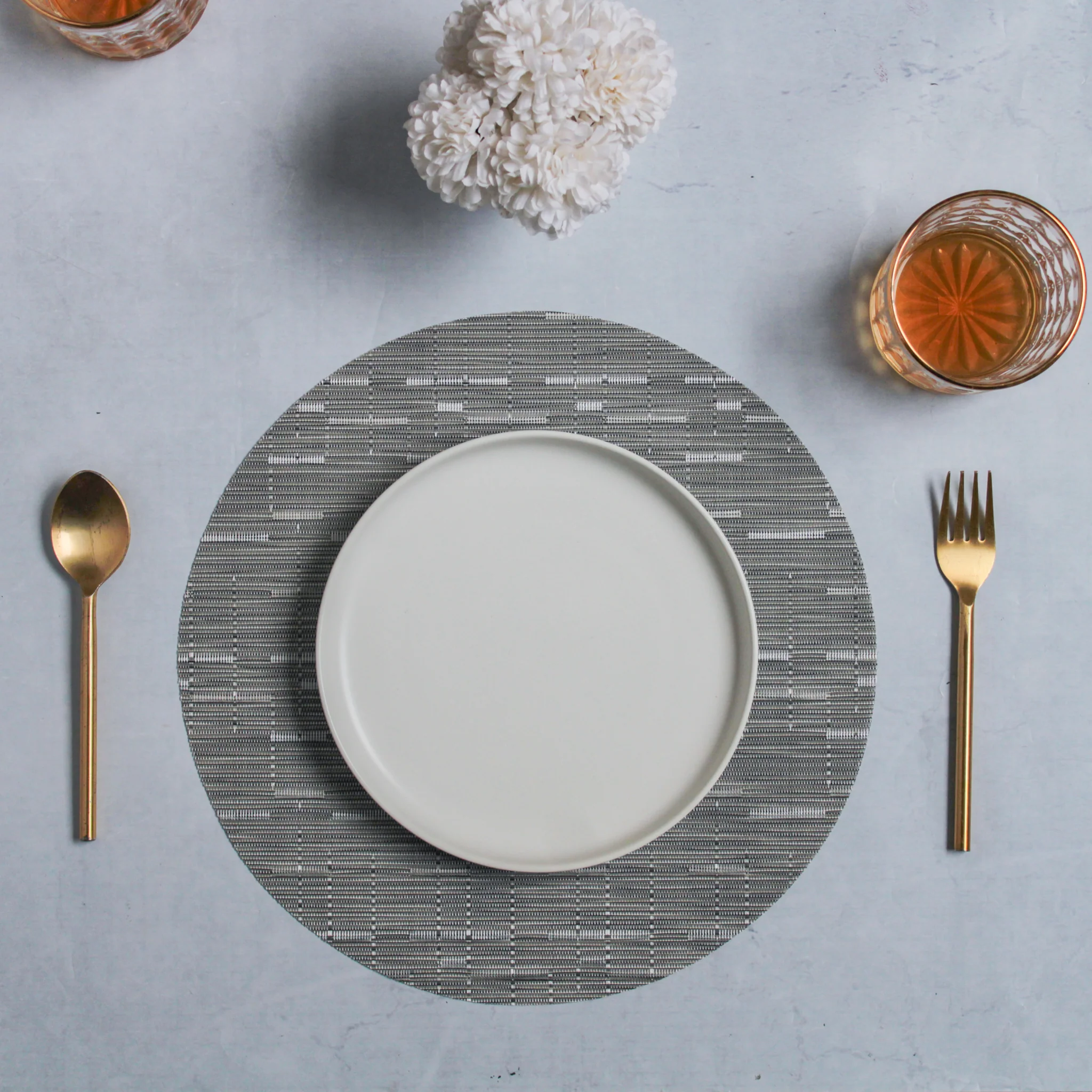 Round Placemat Grey White Set of 4 - Image 6