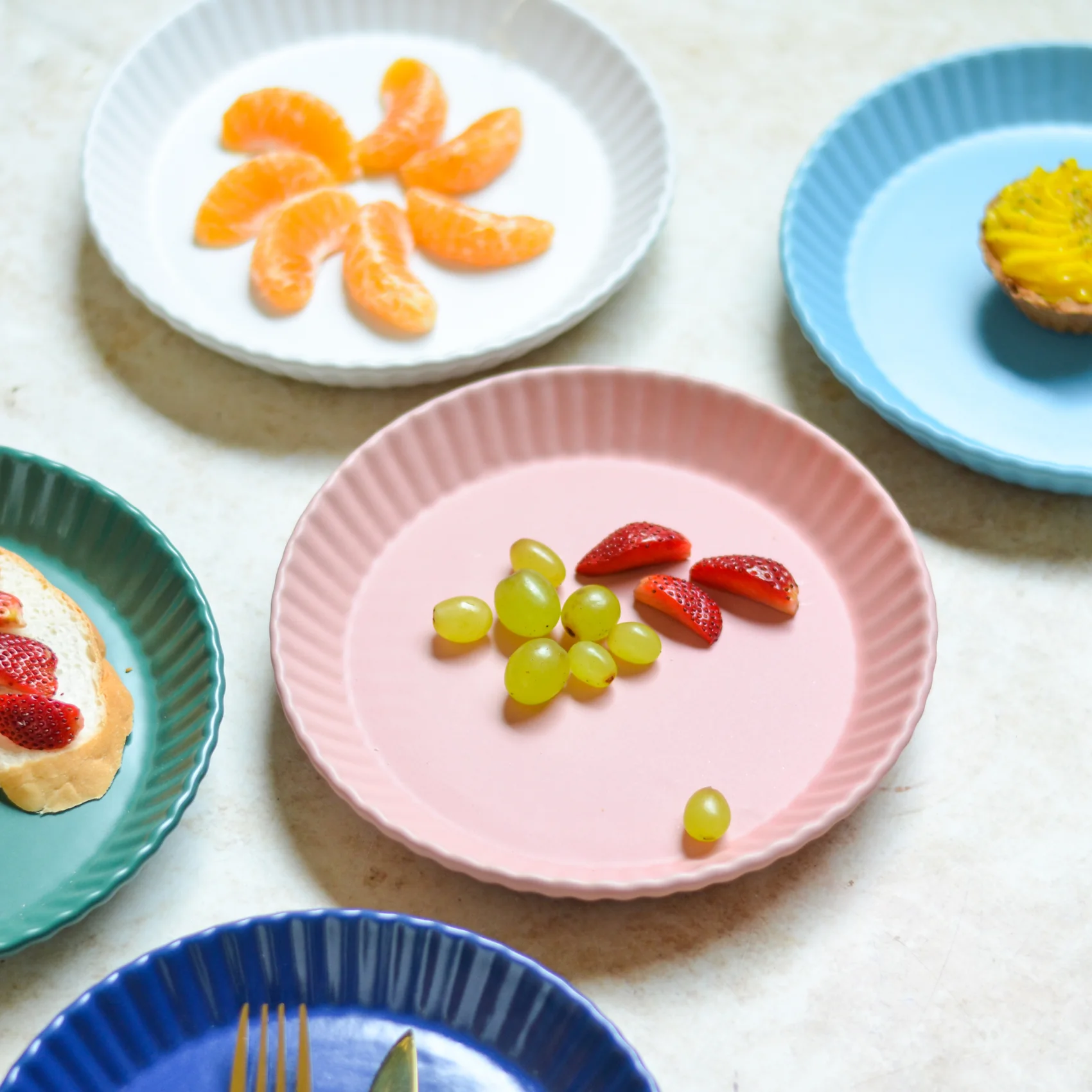 Round Snack Plate - Image 2