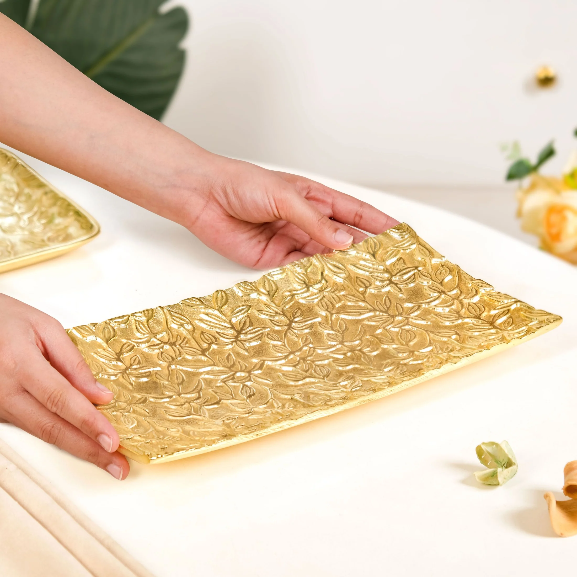 Royalcore Embossed Decorative Tray - Image 3