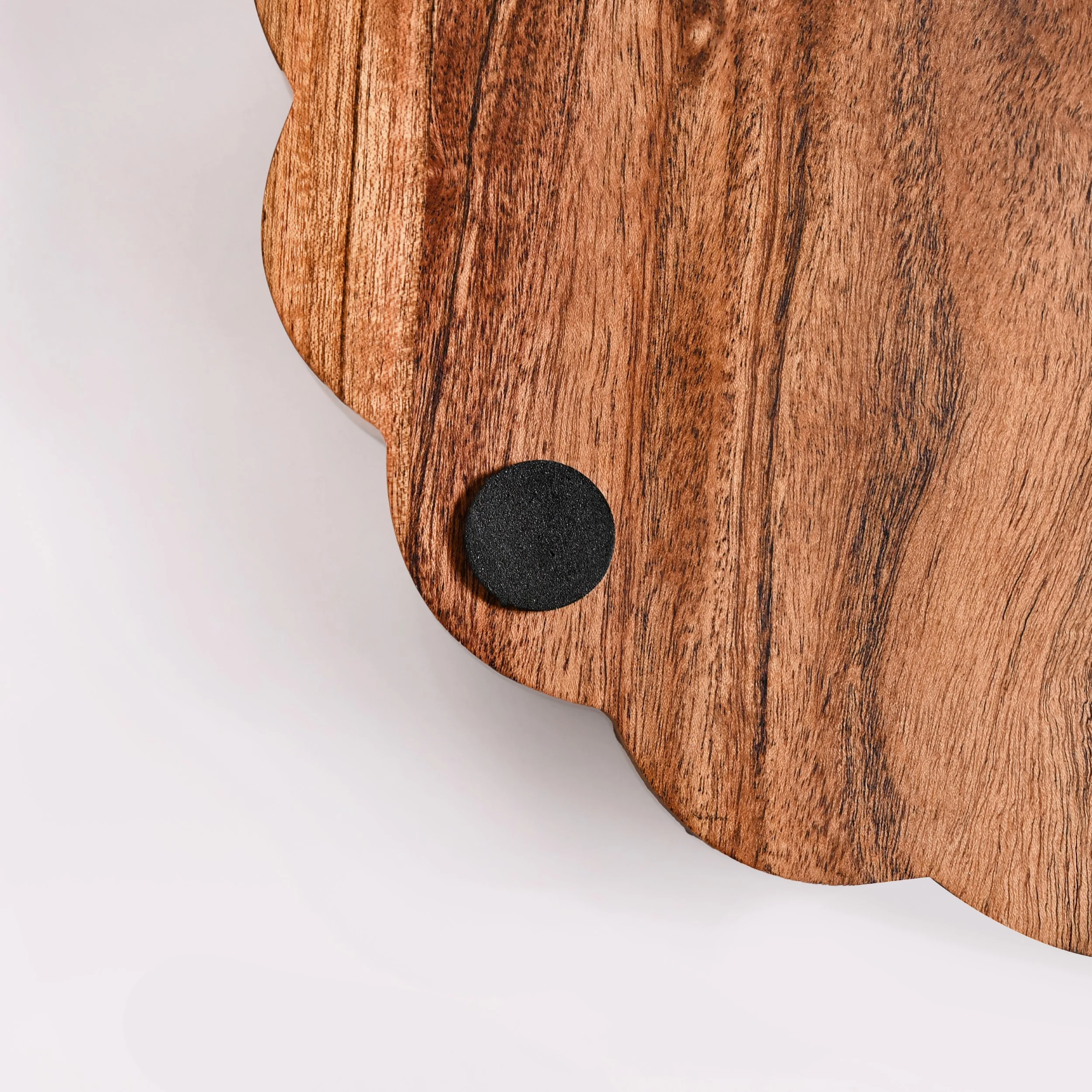Rustic Scalloped Acacia Serving Platter 30cm - Image 7
