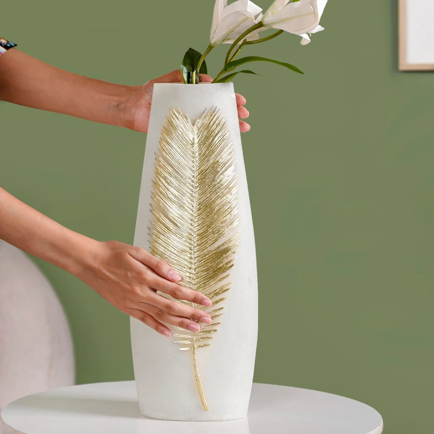 Sago Palm Leaf Imprint Floor Vase - Image 3