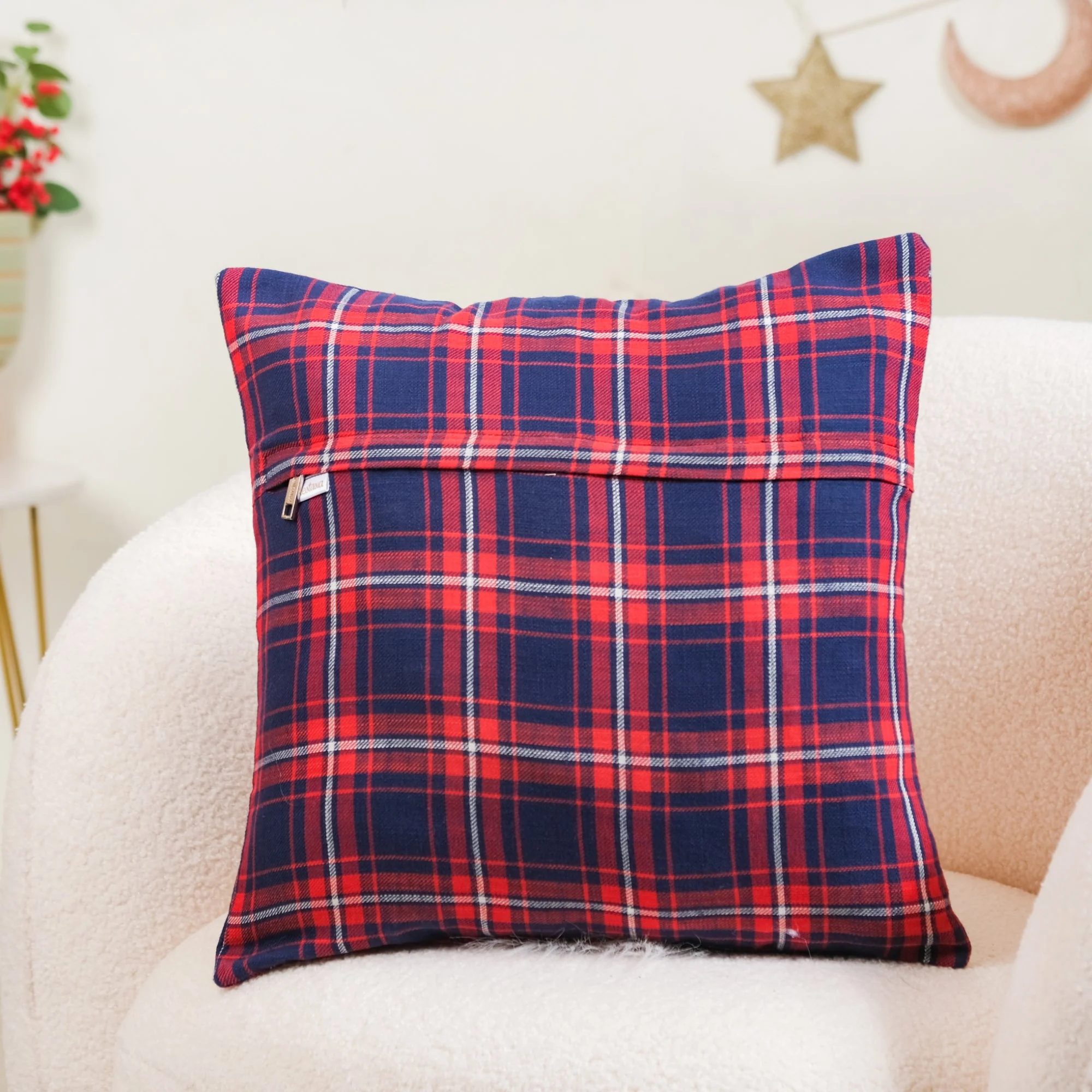 Santa Claus Decorative Christmas Cushion Cover 16x16 Inch - Image 9