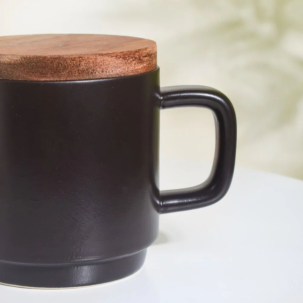 Savanna Stoneware Mug With Lid Black 250 ml - Image 9