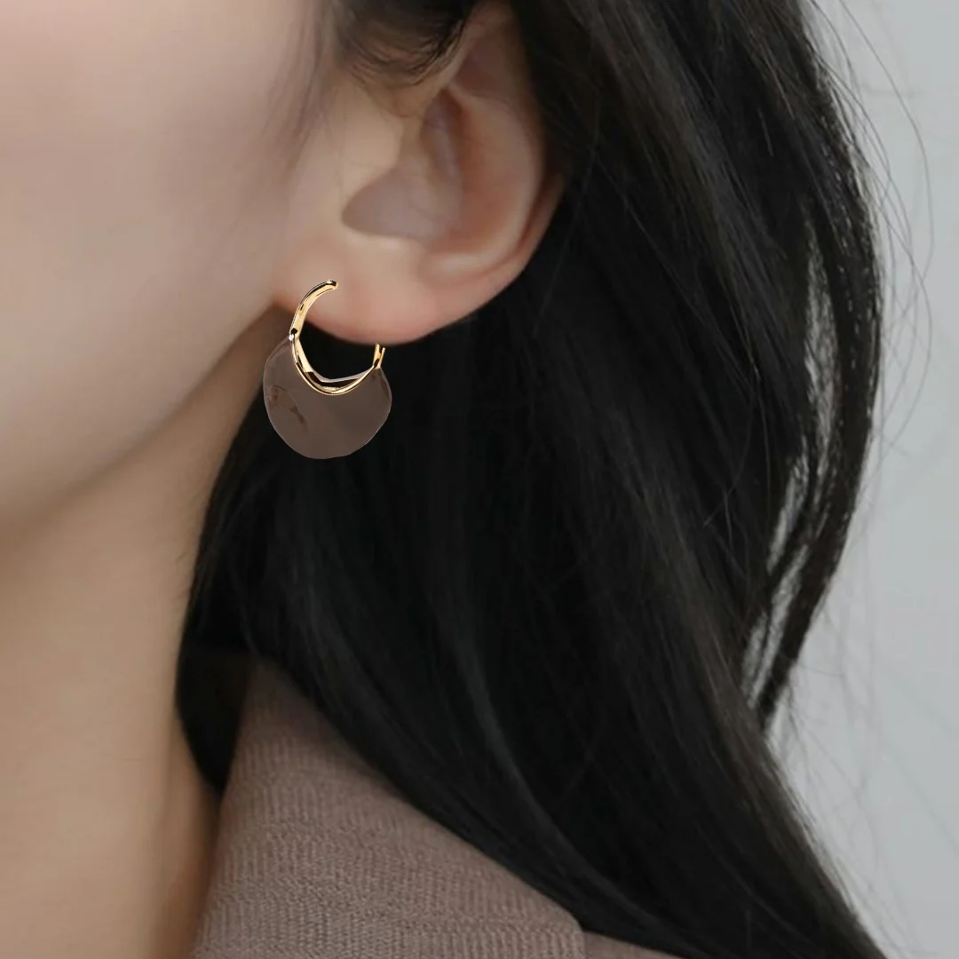 Sculpted Arc Hoop Earrings Brown - Image 5