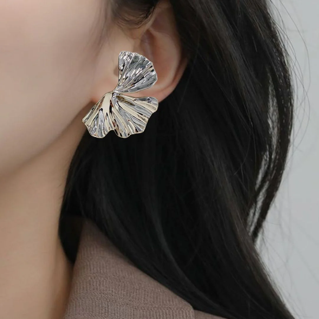 Sculptural Twisted Ginkgo Leaf Earrings - Image 5