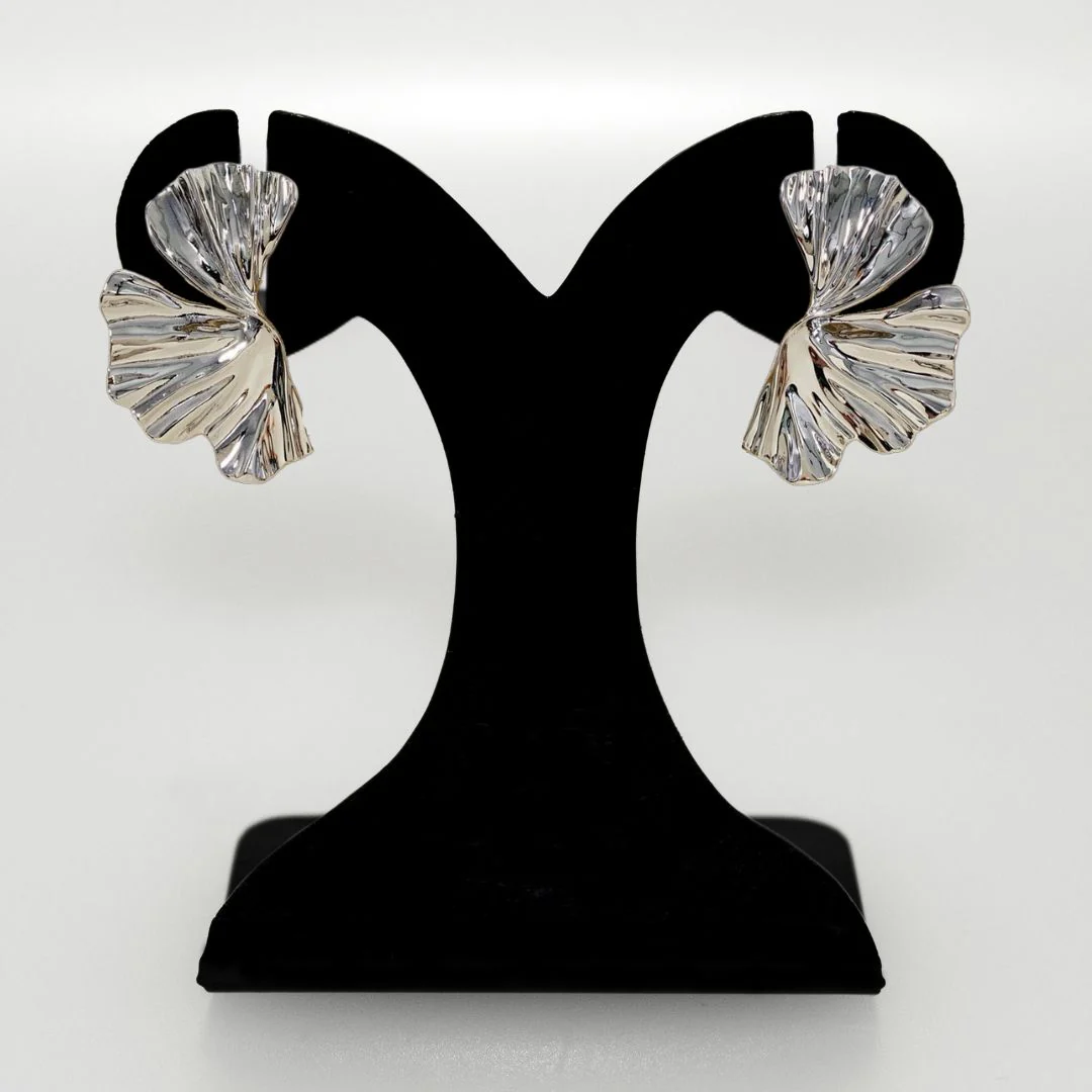 Sculptural Twisted Ginkgo Leaf Earrings - Image 6